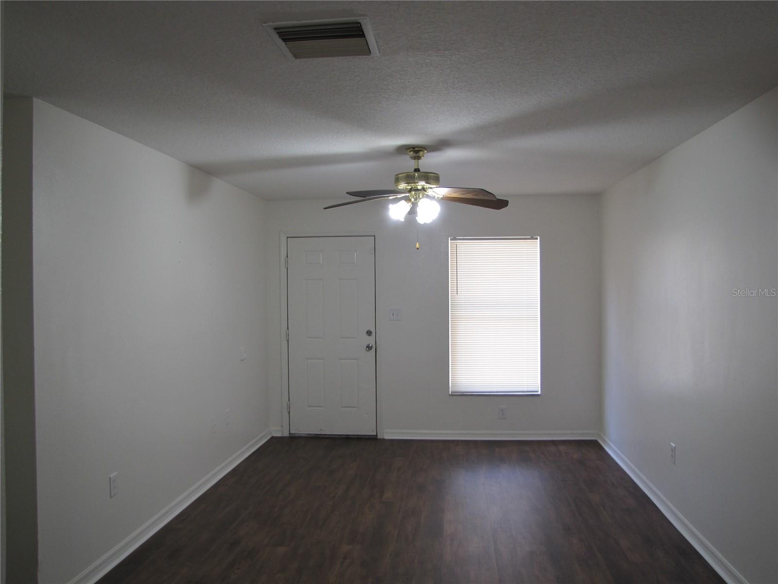 Image 3 of 13 For 3603 Temple Street B