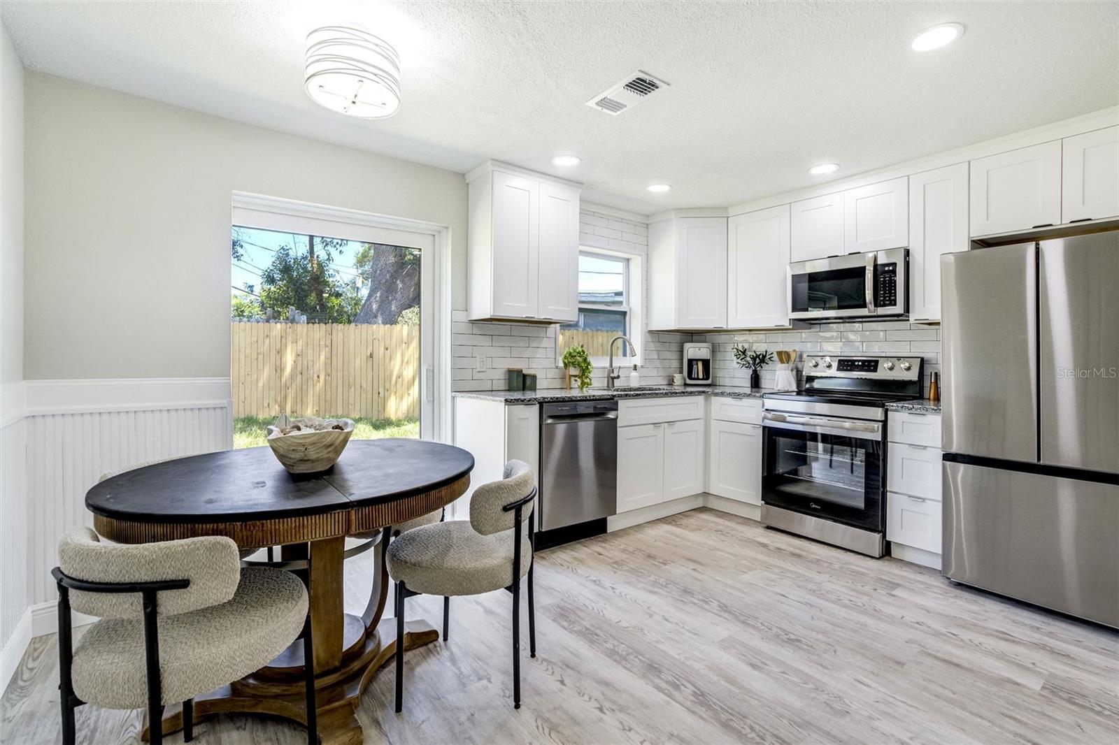 Image 5 of 18 For 3579 Pocahontas Drive