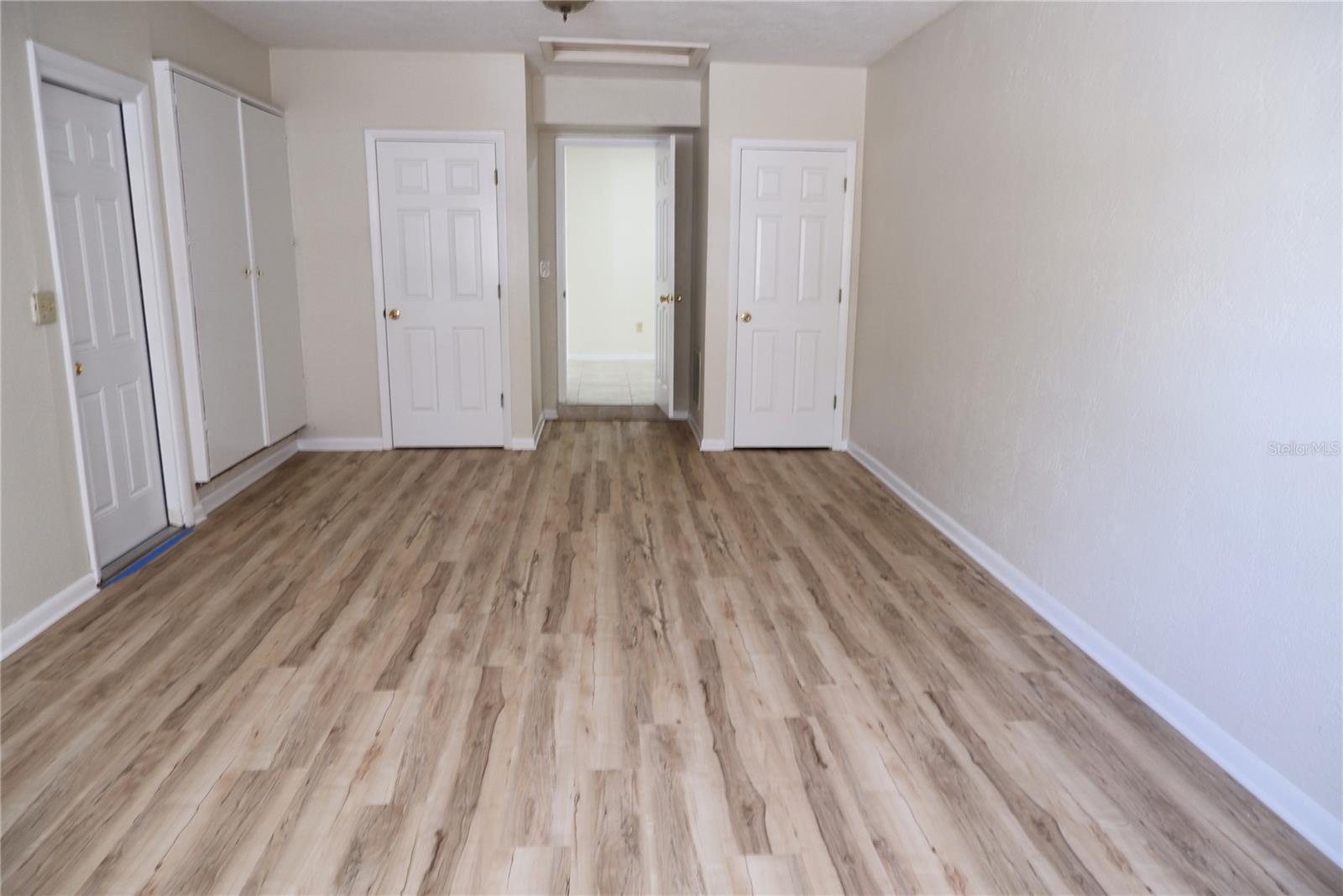 Image 15 of 17 For 8056 30th Avenue N