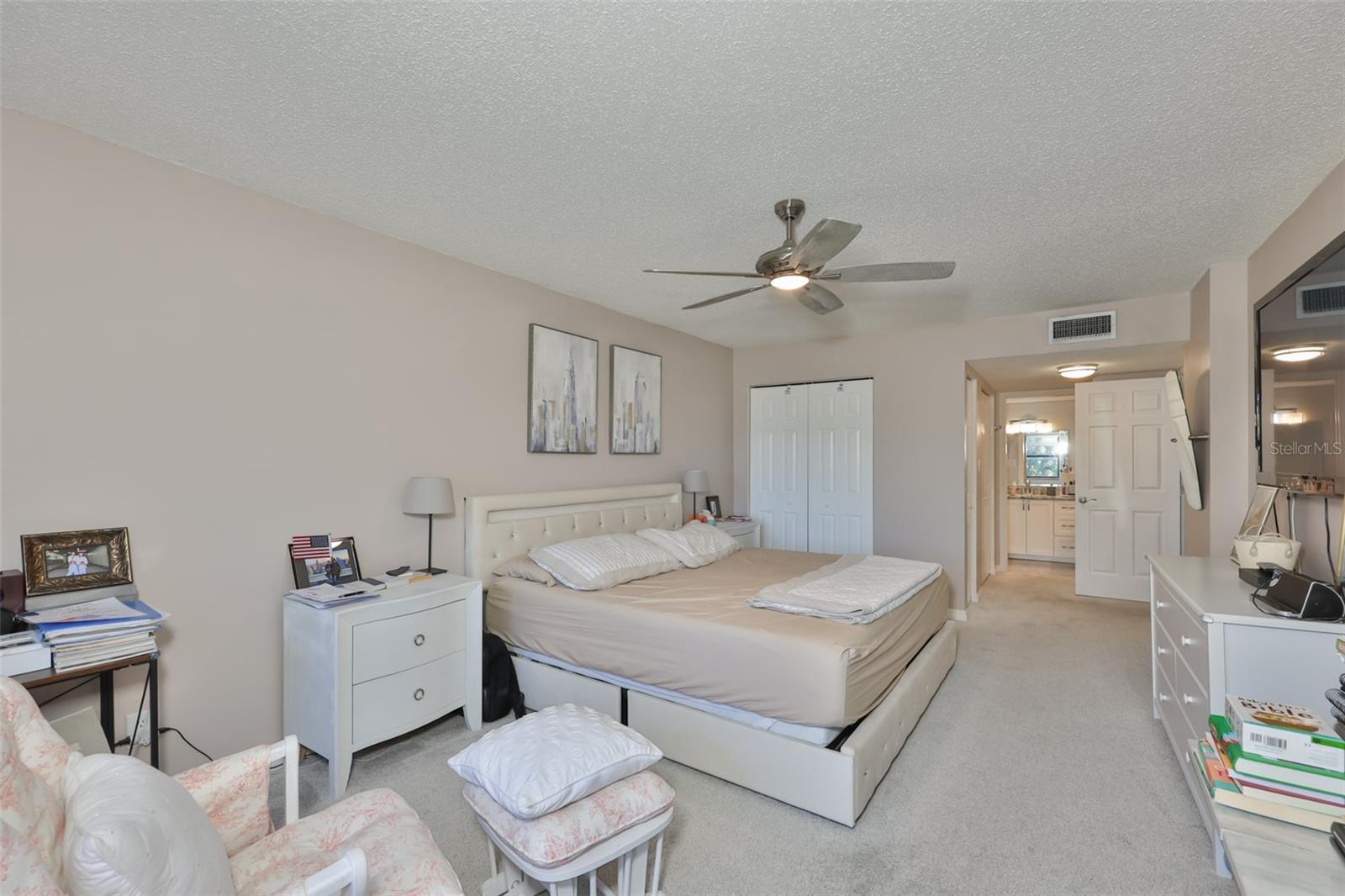 Image 16 of 38 For 5400 Park Street N 208