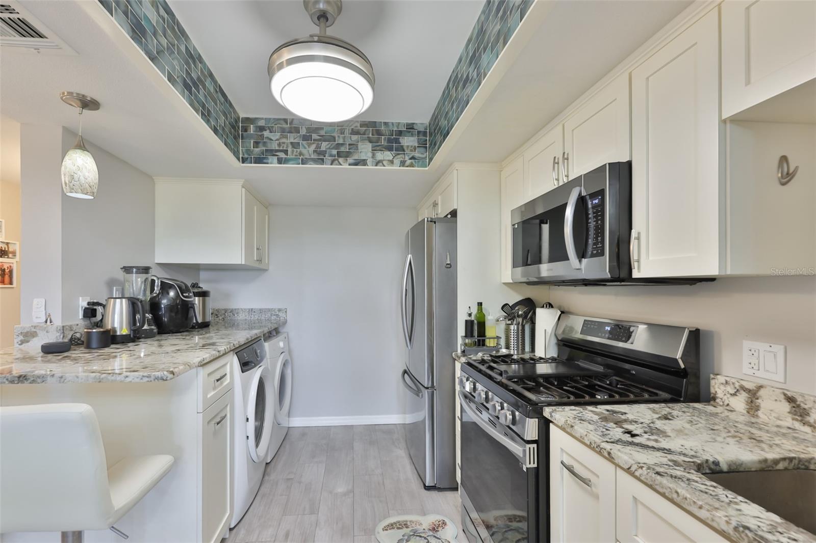 Image 8 of 38 For 5400 Park Street N 208