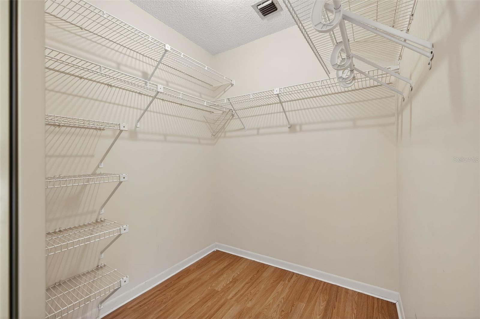 Image 19 of 41 For 1345 Daffodil Place 605