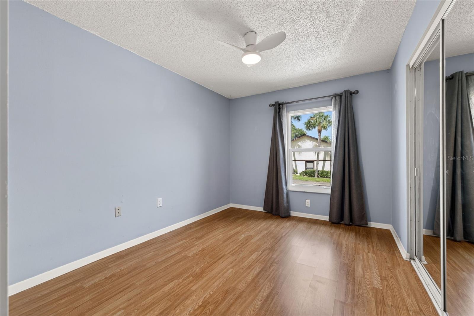 Image 20 of 41 For 1345 Daffodil Place 605