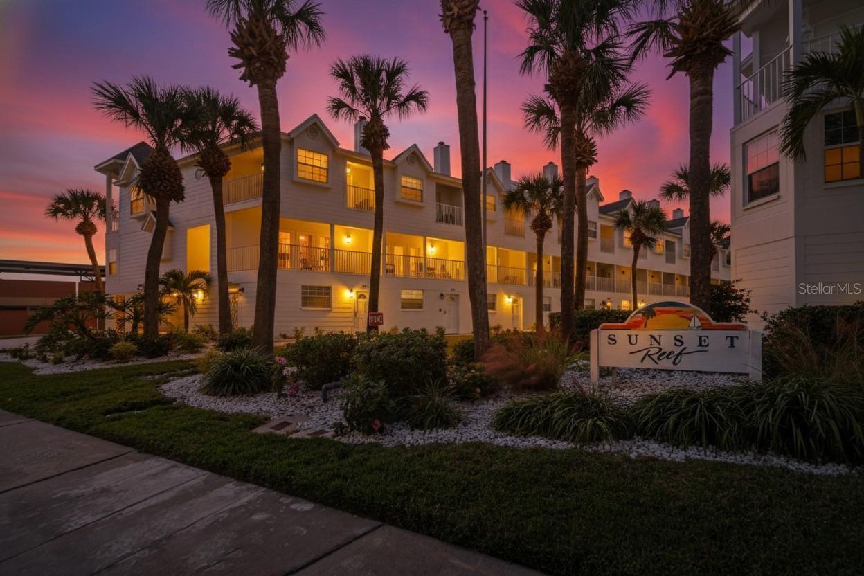 Image 2 of 97 For 17960 Gulf Boulevard 106