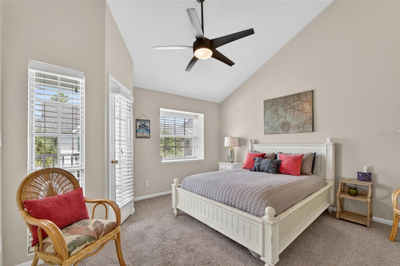 Image 50 of 97 For 17960 Gulf Boulevard 106