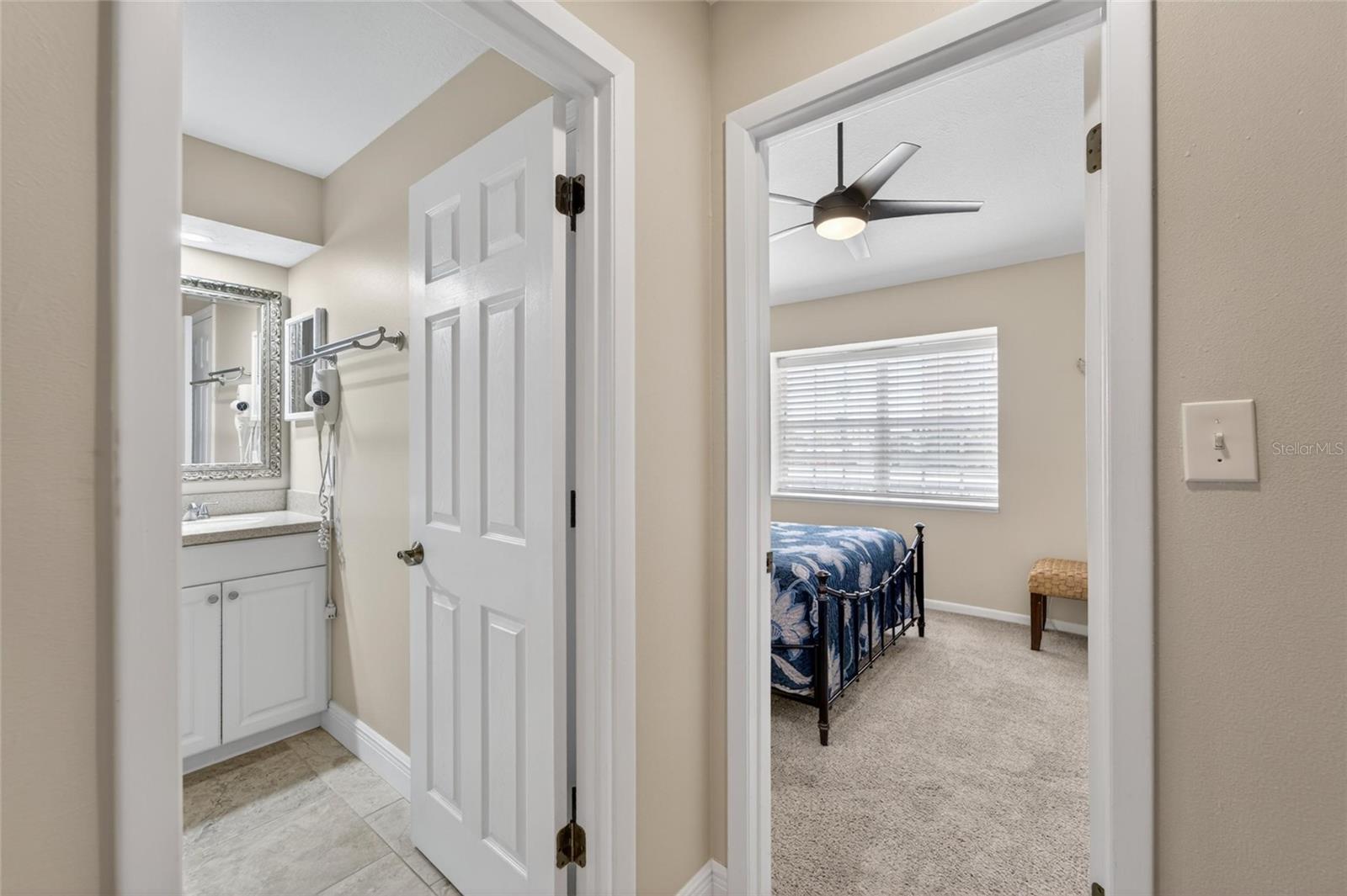 Image 57 of 97 For 17960 Gulf Boulevard 106