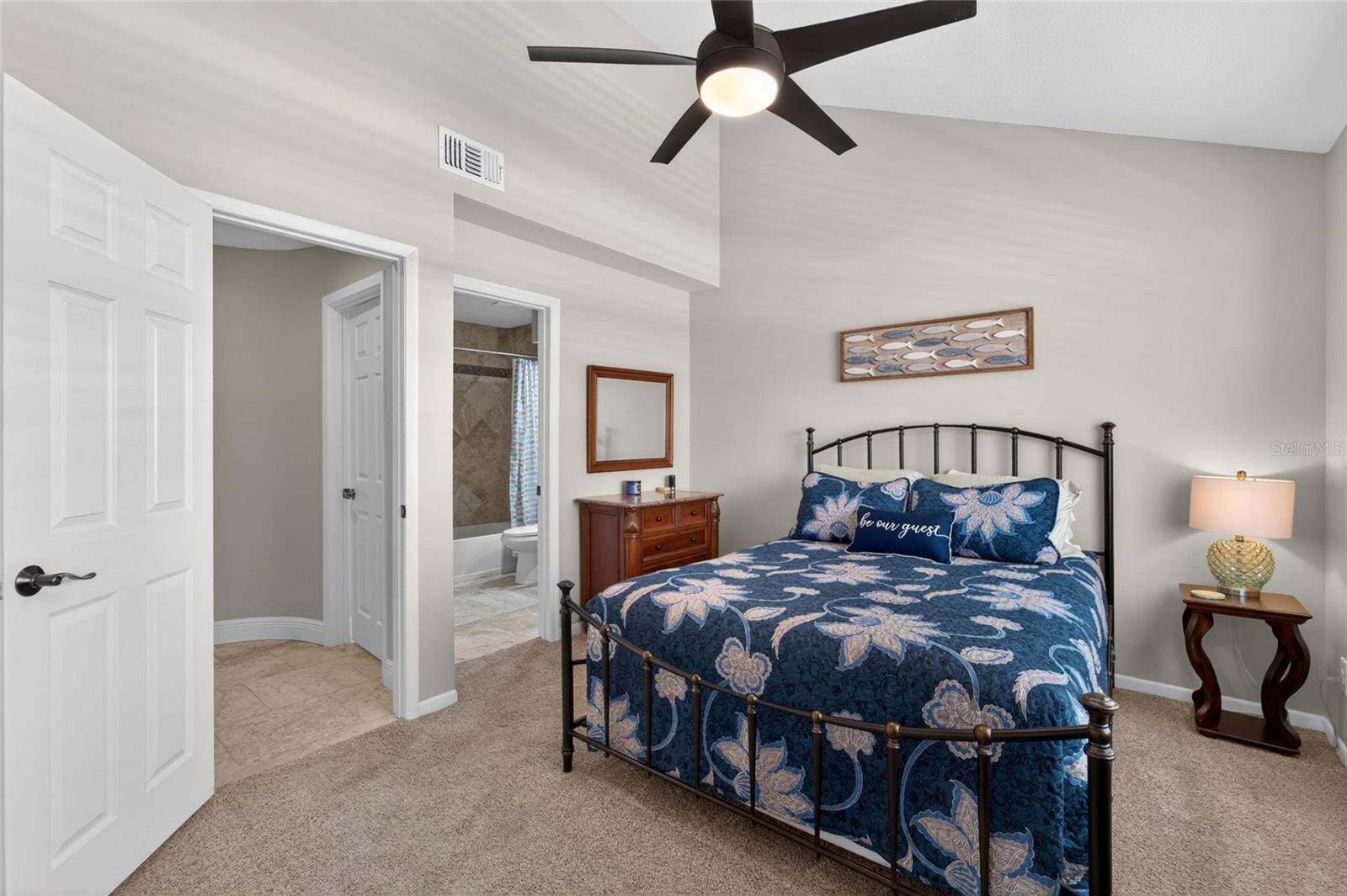 Image 63 of 97 For 17960 Gulf Boulevard 106
