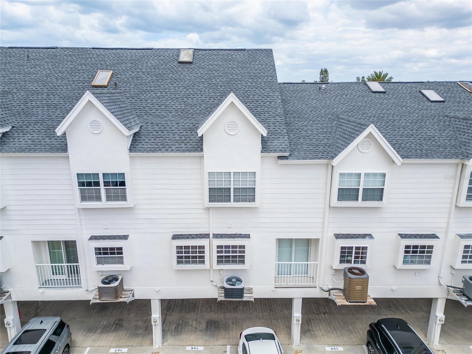 Image 71 of 97 For 17960 Gulf Boulevard 106
