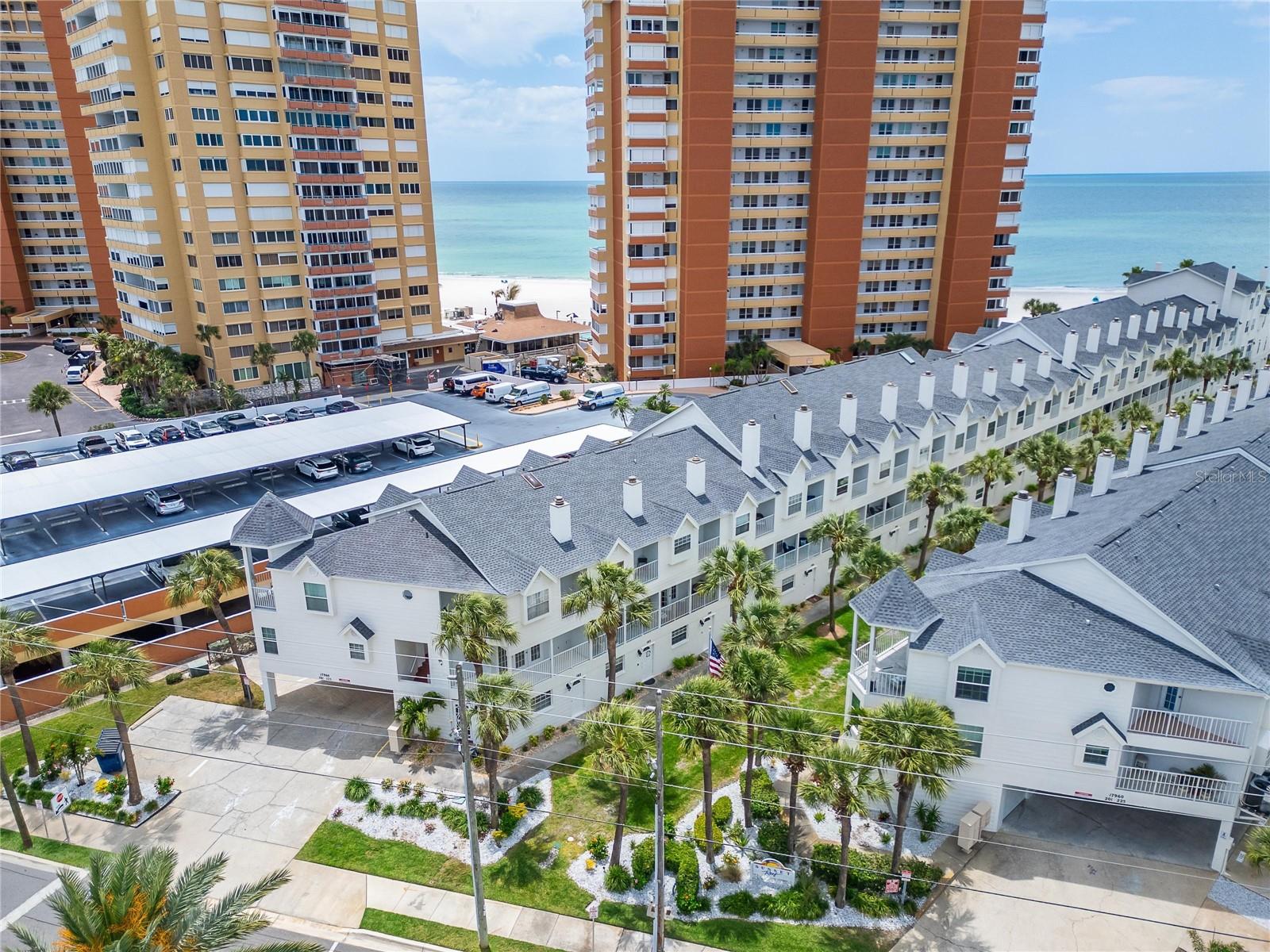 Image 75 of 97 For 17960 Gulf Boulevard 106