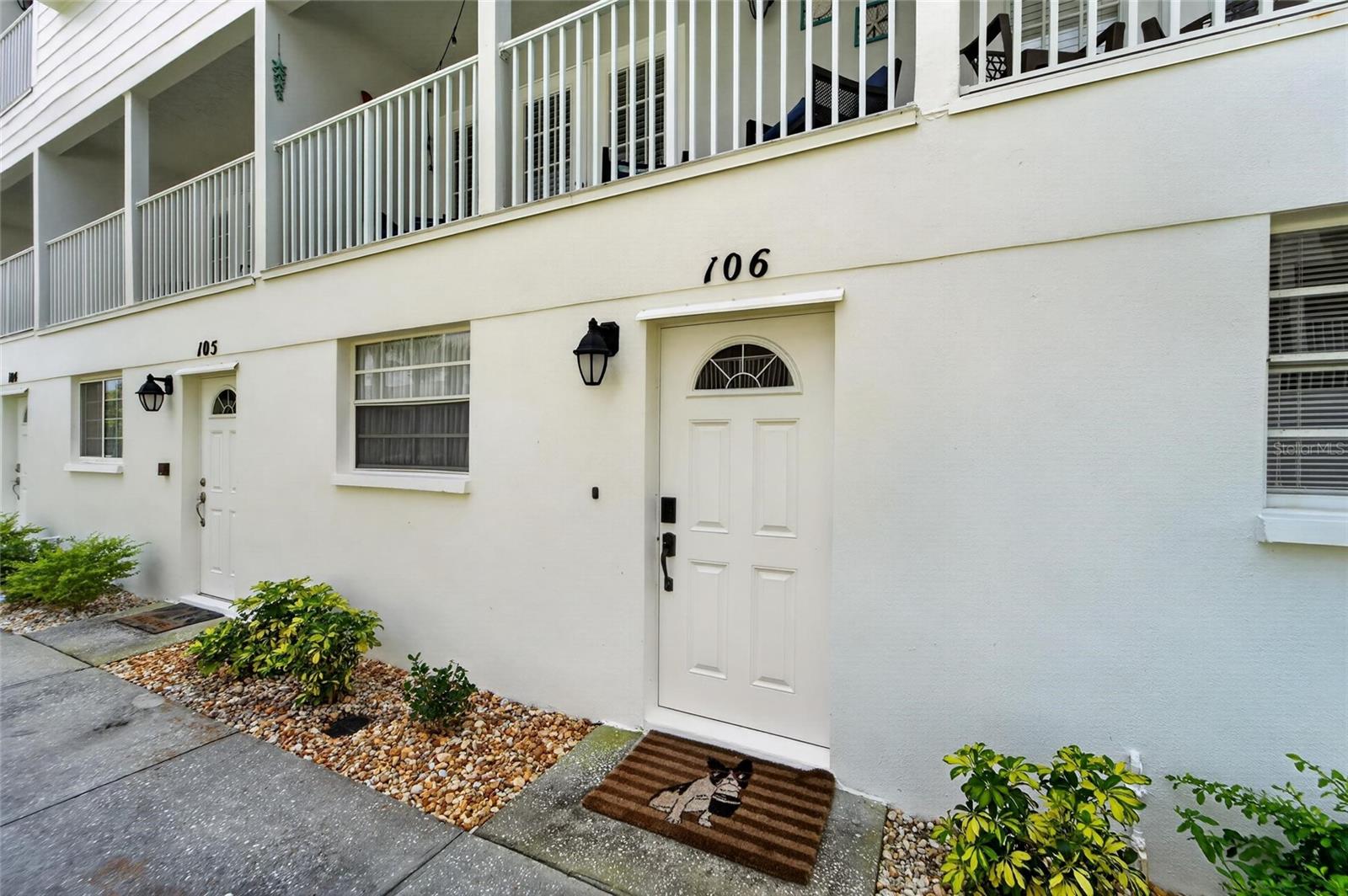 Image 8 of 97 For 17960 Gulf Boulevard 106