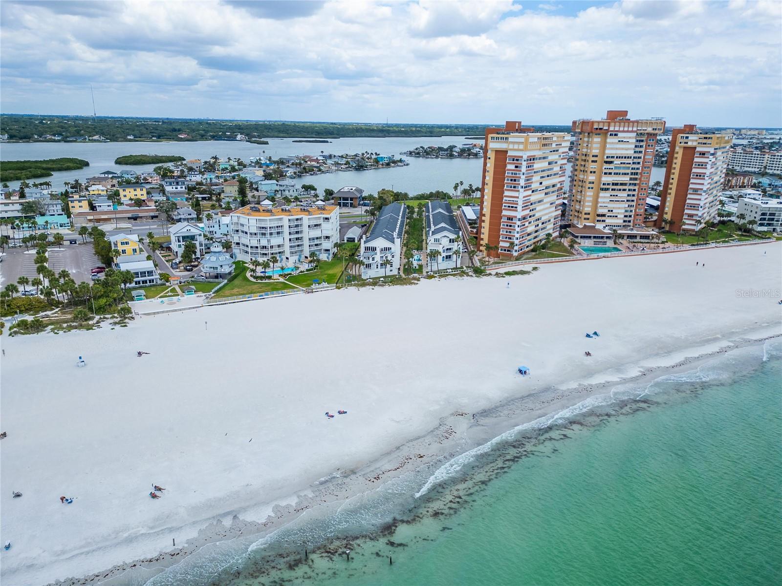 Image 90 of 97 For 17960 Gulf Boulevard 106