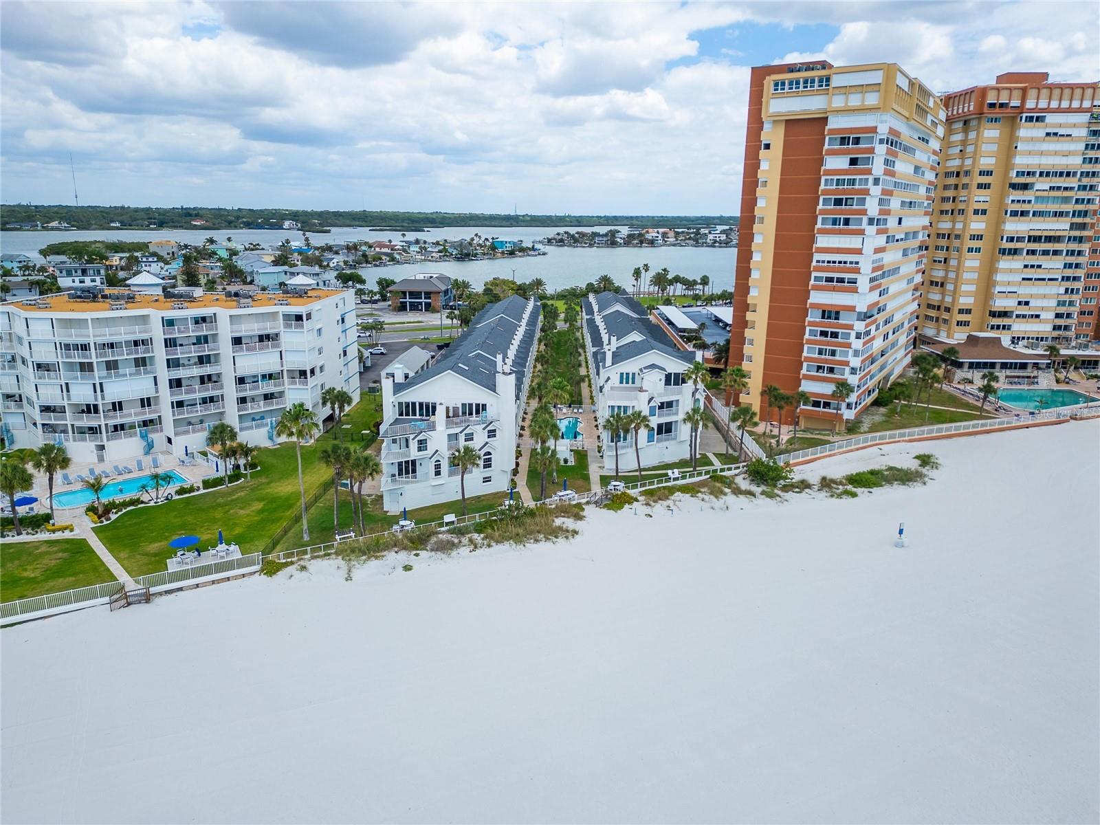 Image 94 of 97 For 17960 Gulf Boulevard 106