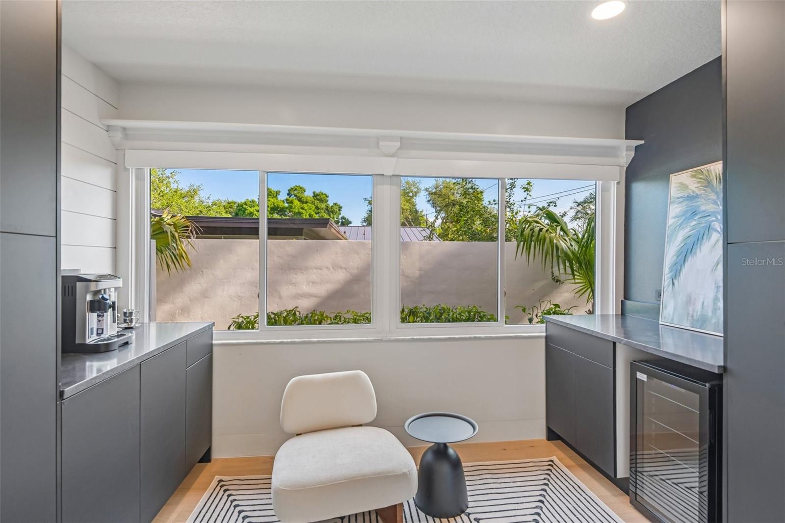 Image 15 of 43 For 861 Rafael Boulevard Ne