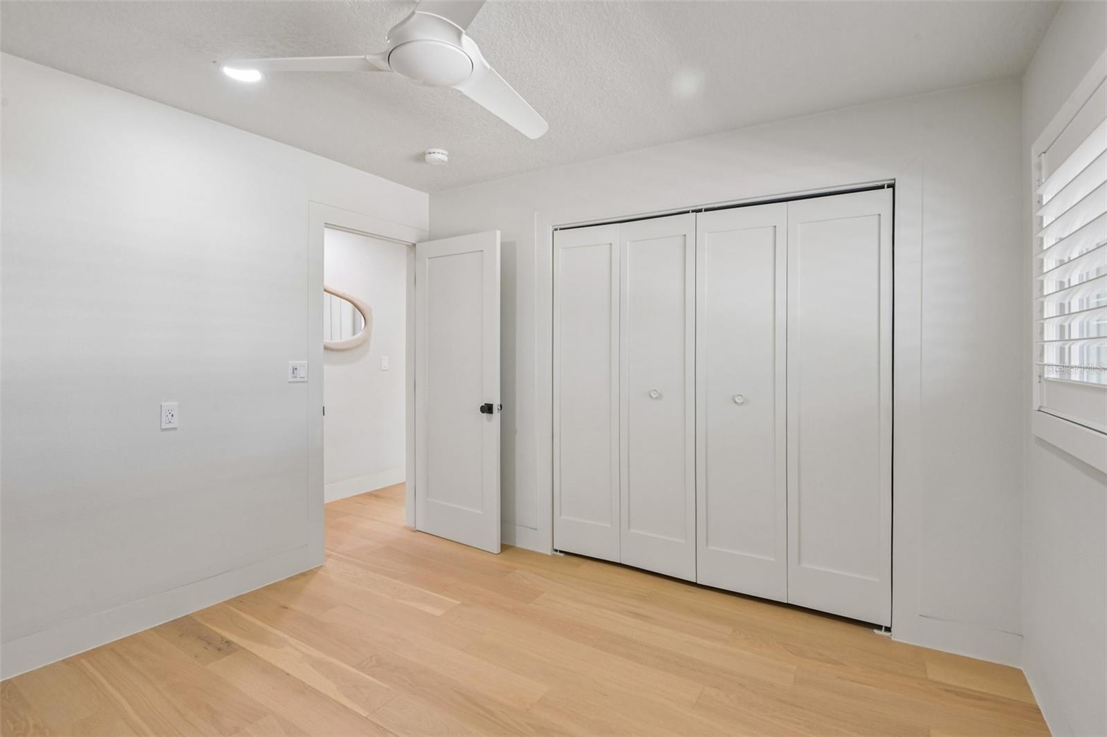 Image 27 of 43 For 861 Rafael Boulevard Ne