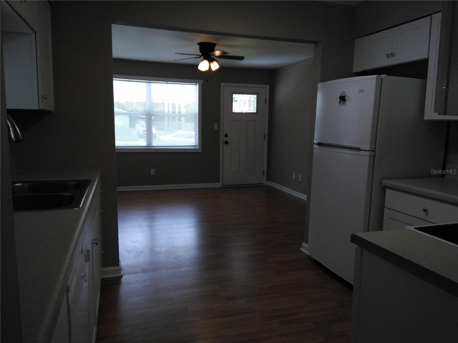 Image 34 of 38 For 910 9th Avenue Sw