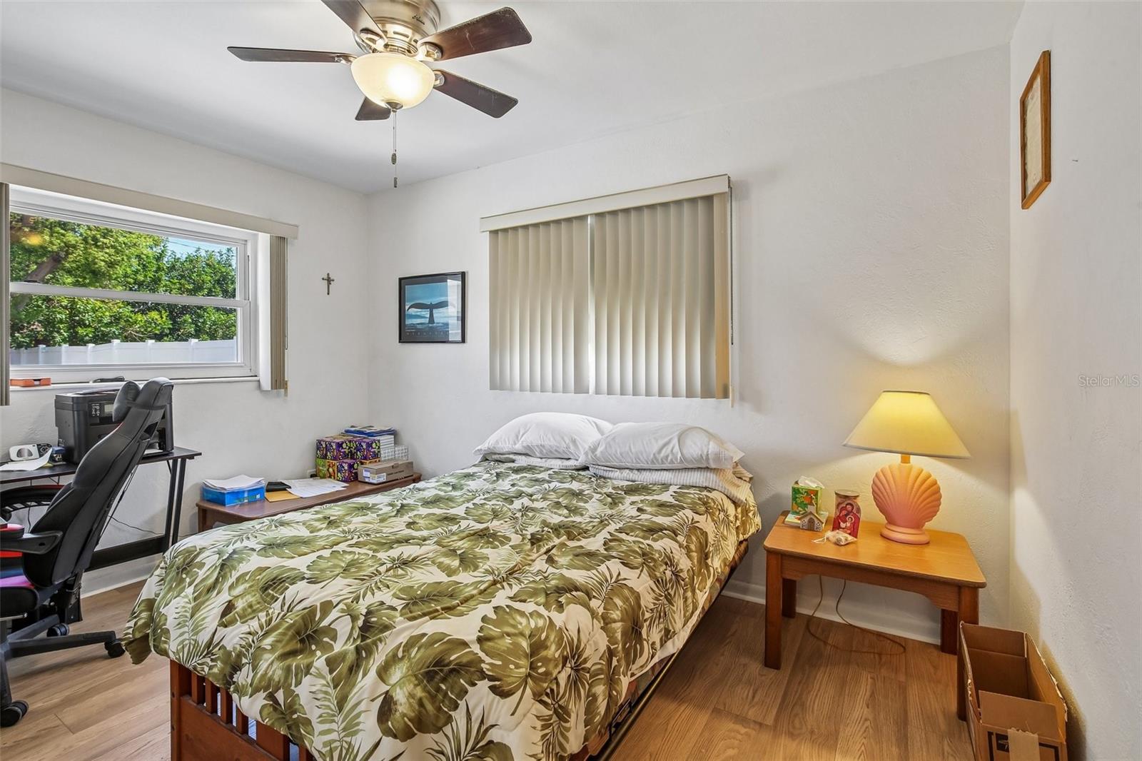 Image 13 of 33 For 10713 59th Avenue