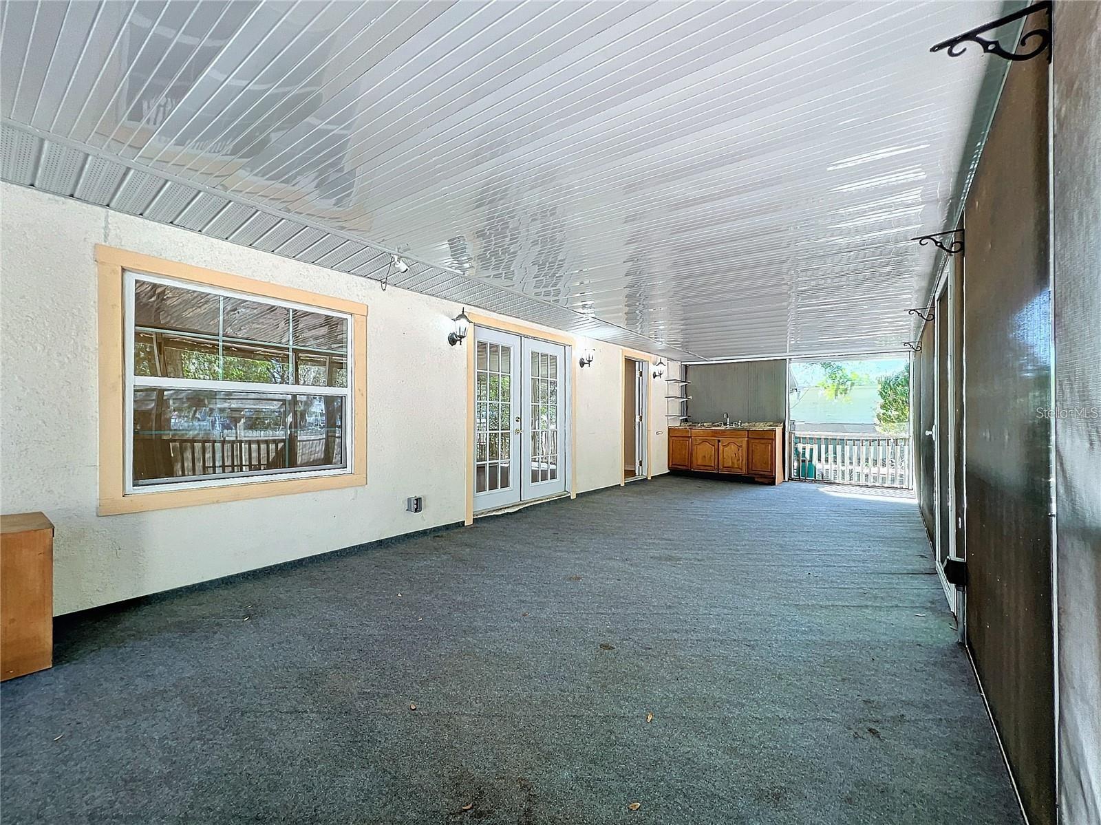 Image 23 of 96 For 25 Chesley Avenue