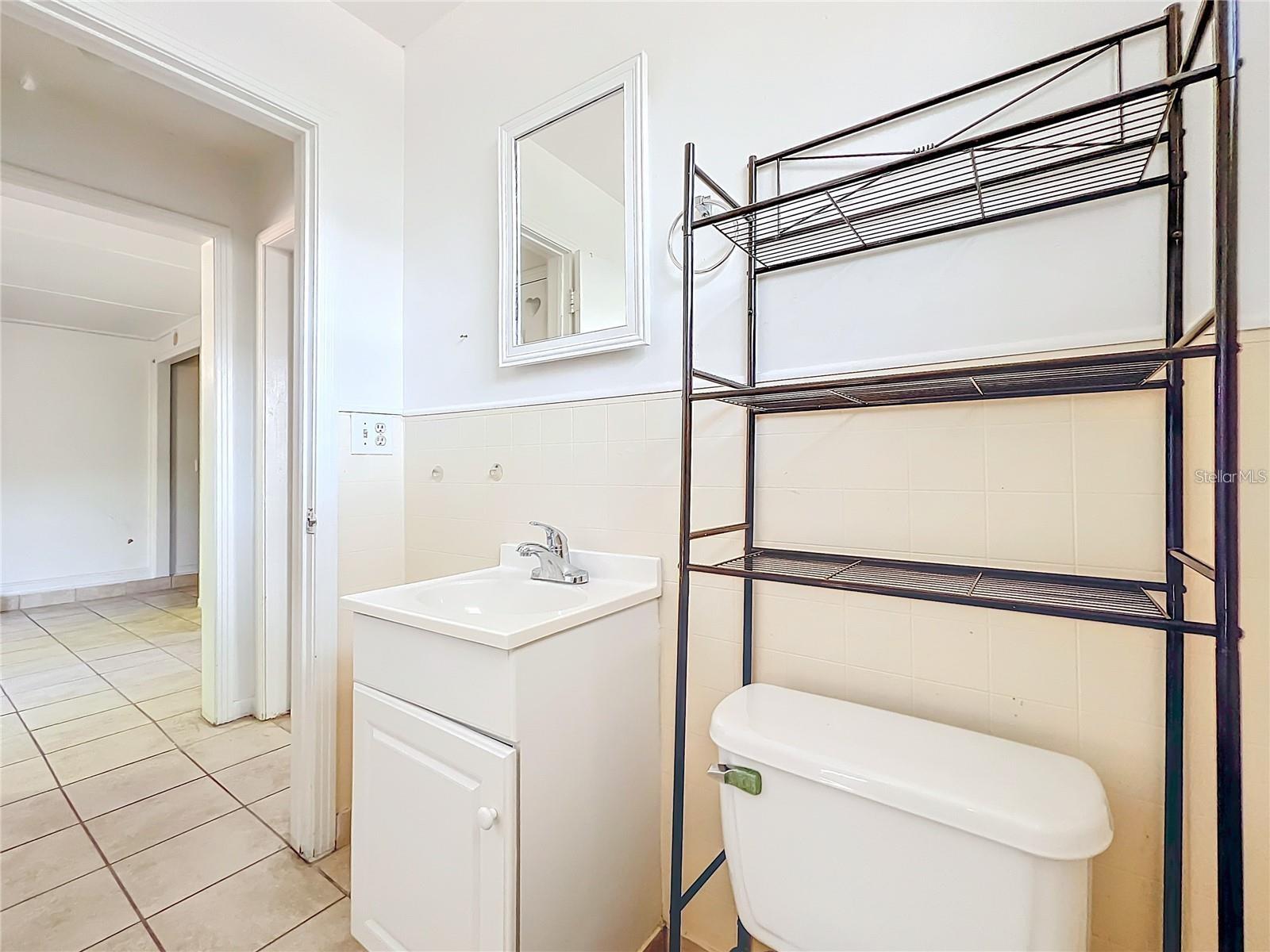 Image 30 of 96 For 25 Chesley Avenue