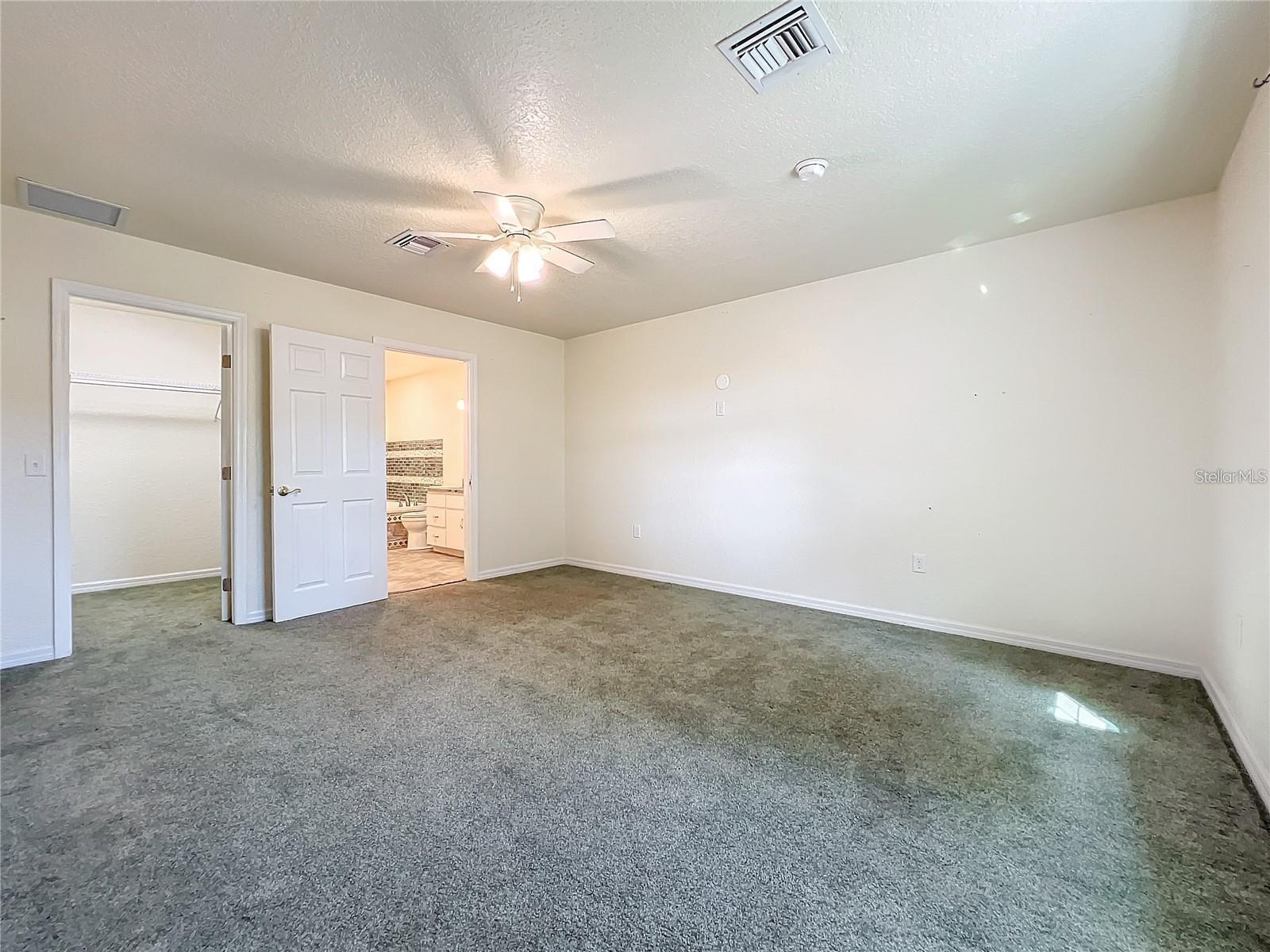 Image 57 of 96 For 25 Chesley Avenue