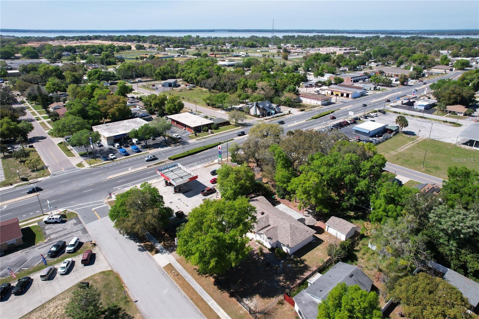 Image 8 of 96 For 25 Chesley Avenue