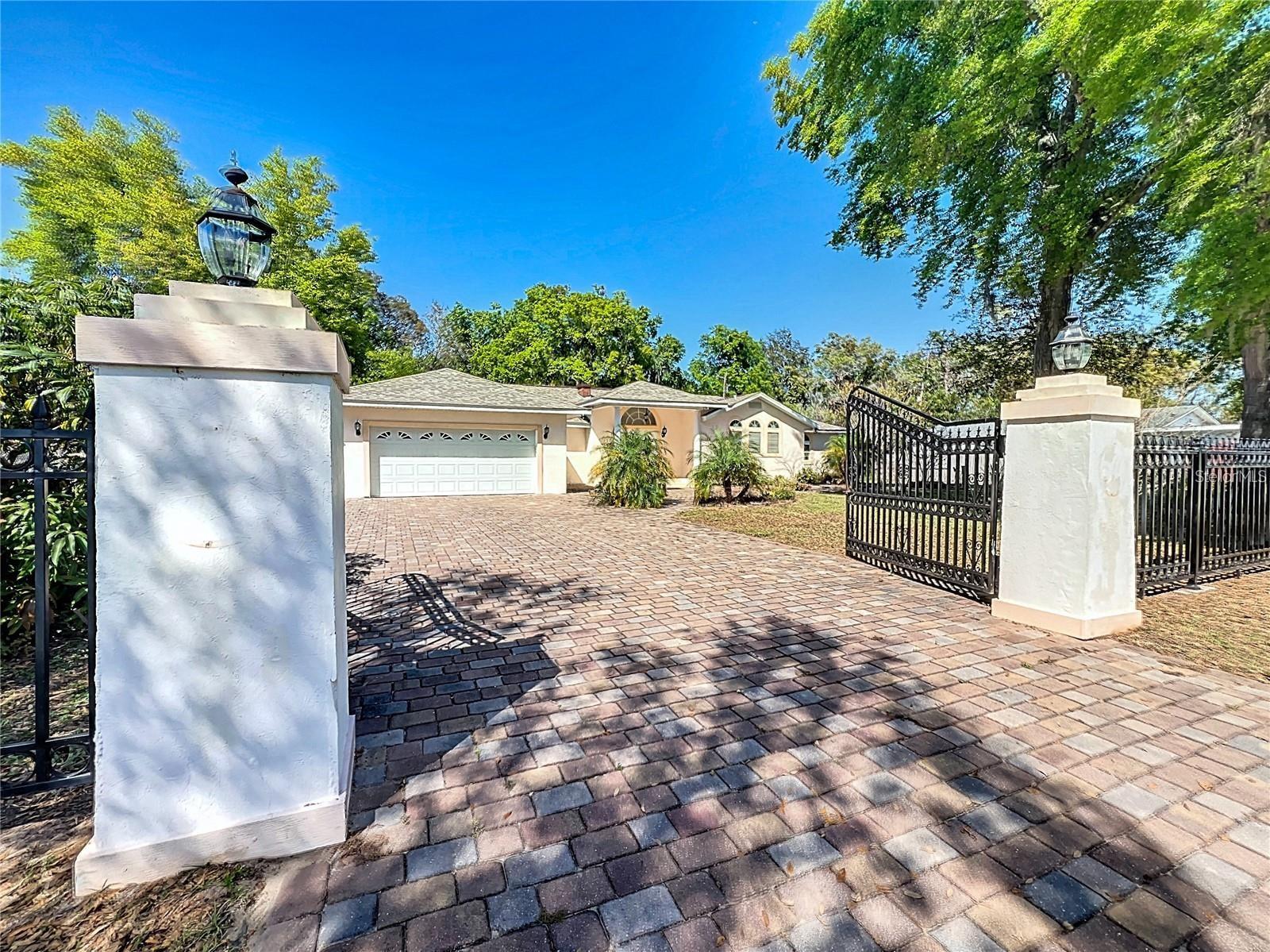 Image 87 of 96 For 25 Chesley Avenue