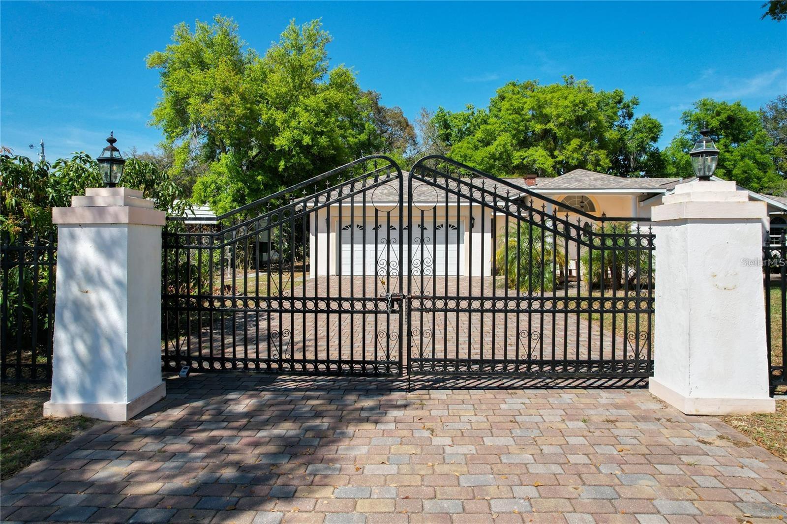 Image 95 of 96 For 25 Chesley Avenue