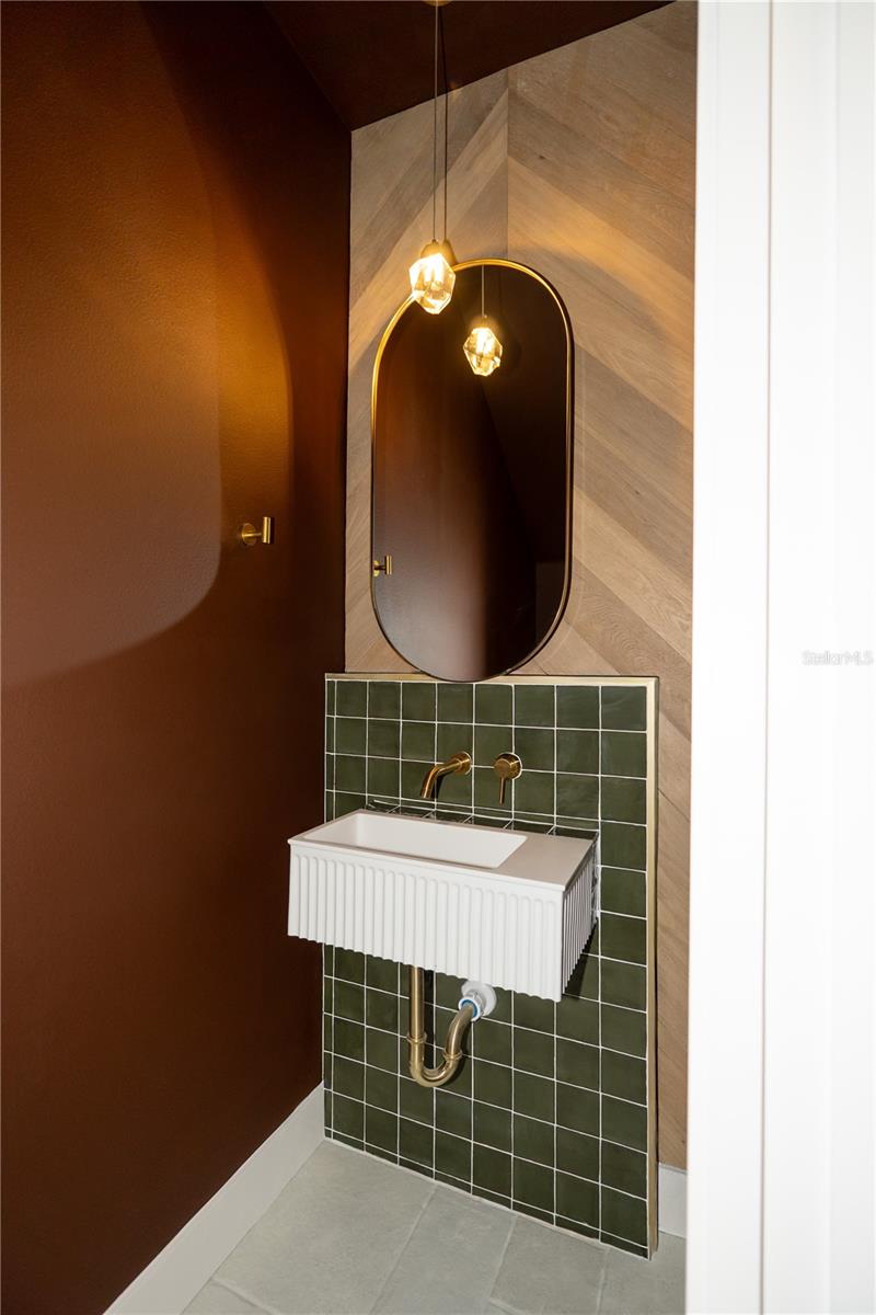 Image 16 of 50 For 7619 Amherst Street