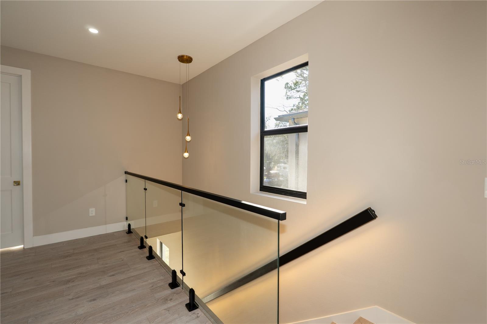 Image 17 of 50 For 7619 Amherst Street