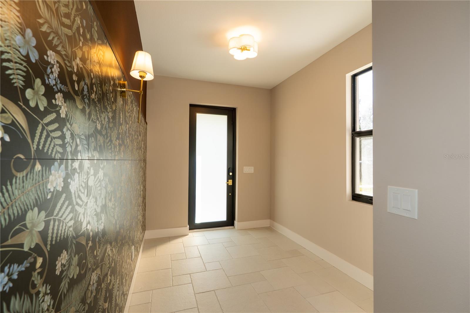 Image 8 of 50 For 7619 Amherst Street