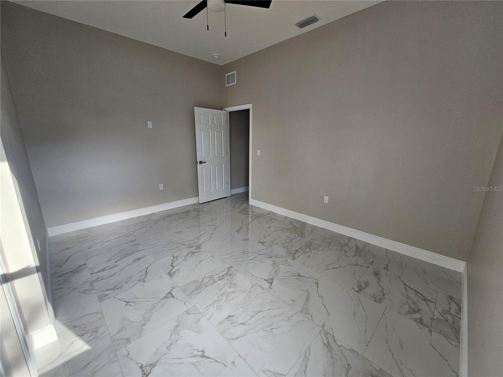 Image 16 of 23 For 4502 42nd Avenue N