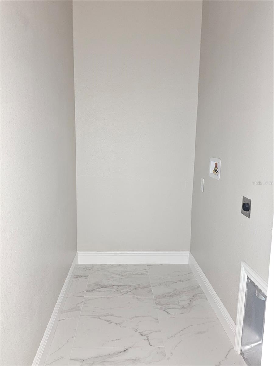 Image 21 of 23 For 4502 42nd Avenue N