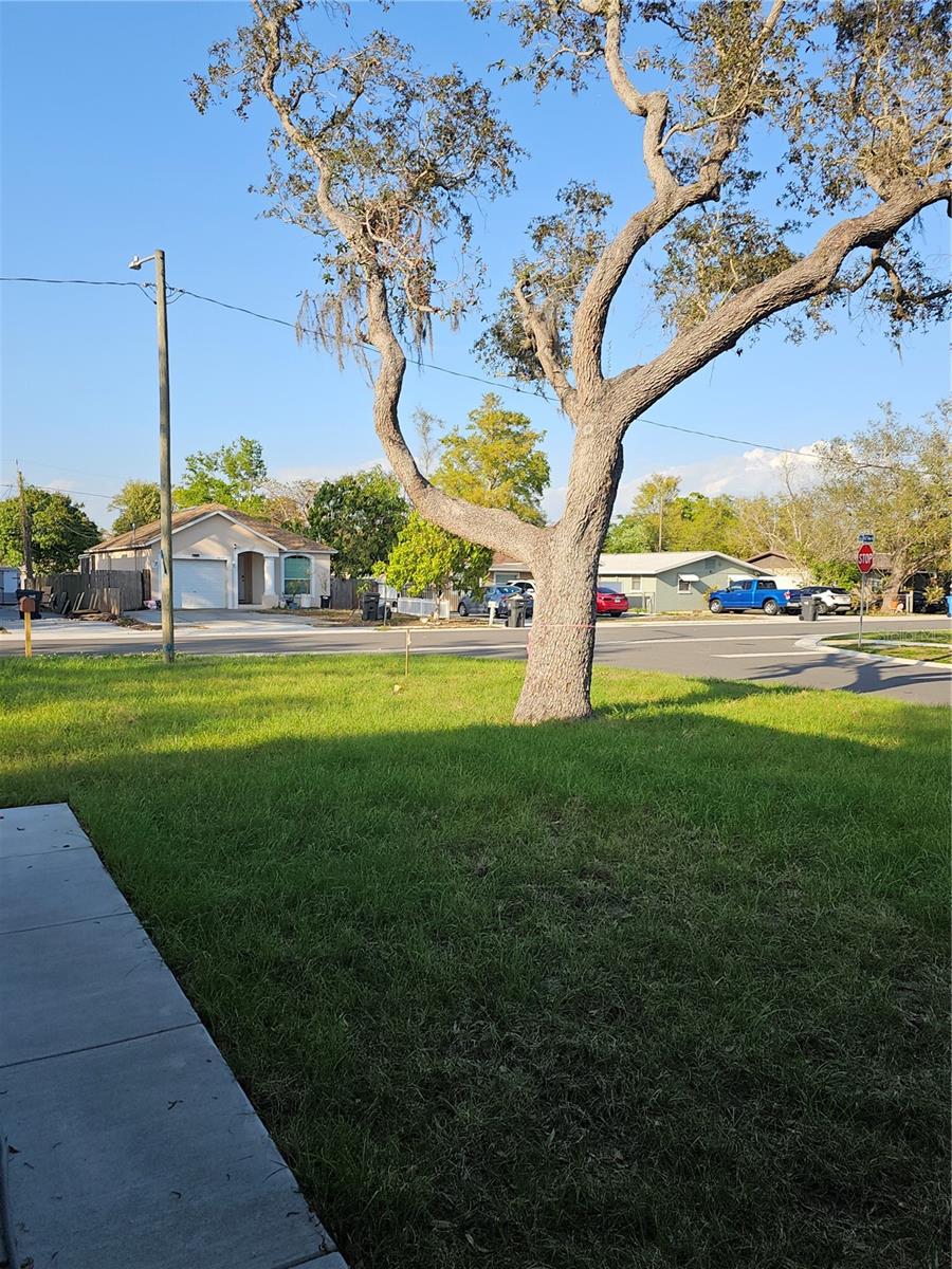 Image 4 of 23 For 4502 42nd Avenue N