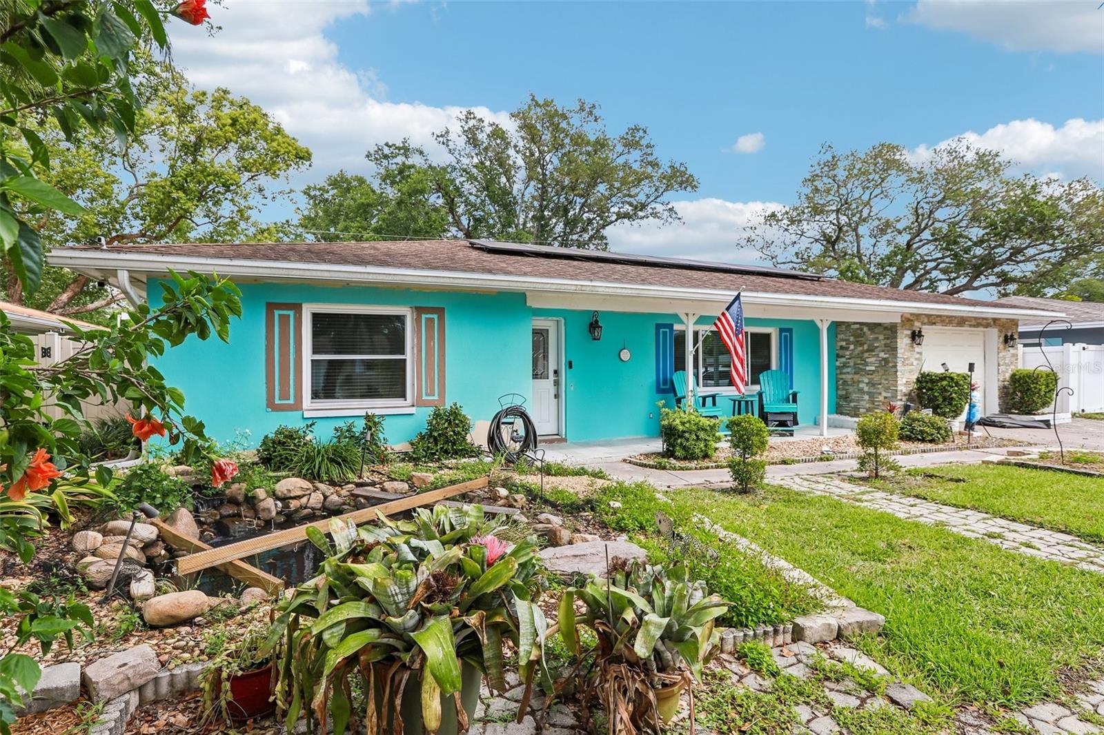 Listing photo id 1 for 657 Marjon Avenue