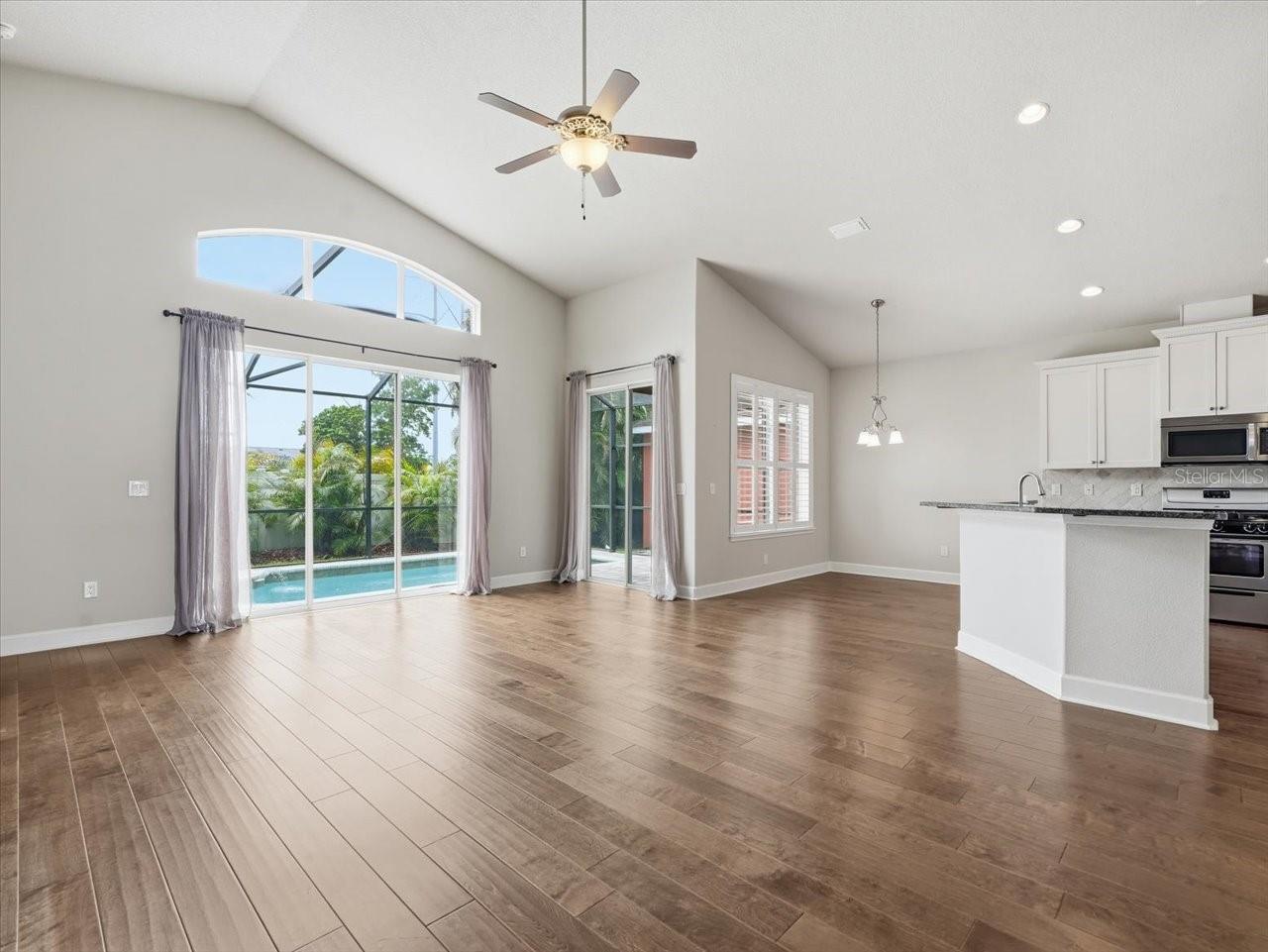 Image 18 of 65 For 2514 Summerdale Court