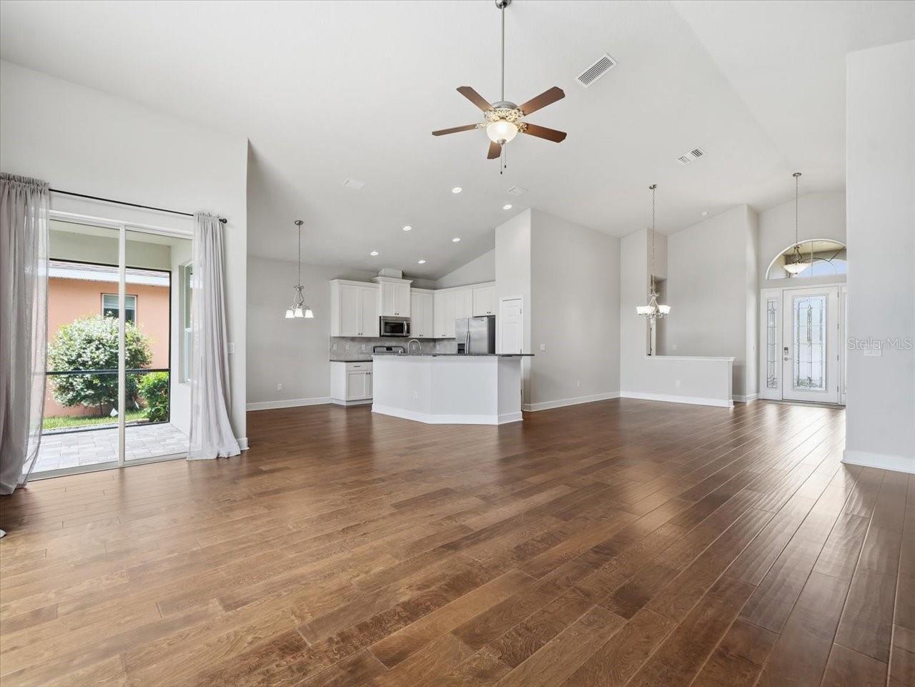 Image 20 of 65 For 2514 Summerdale Court