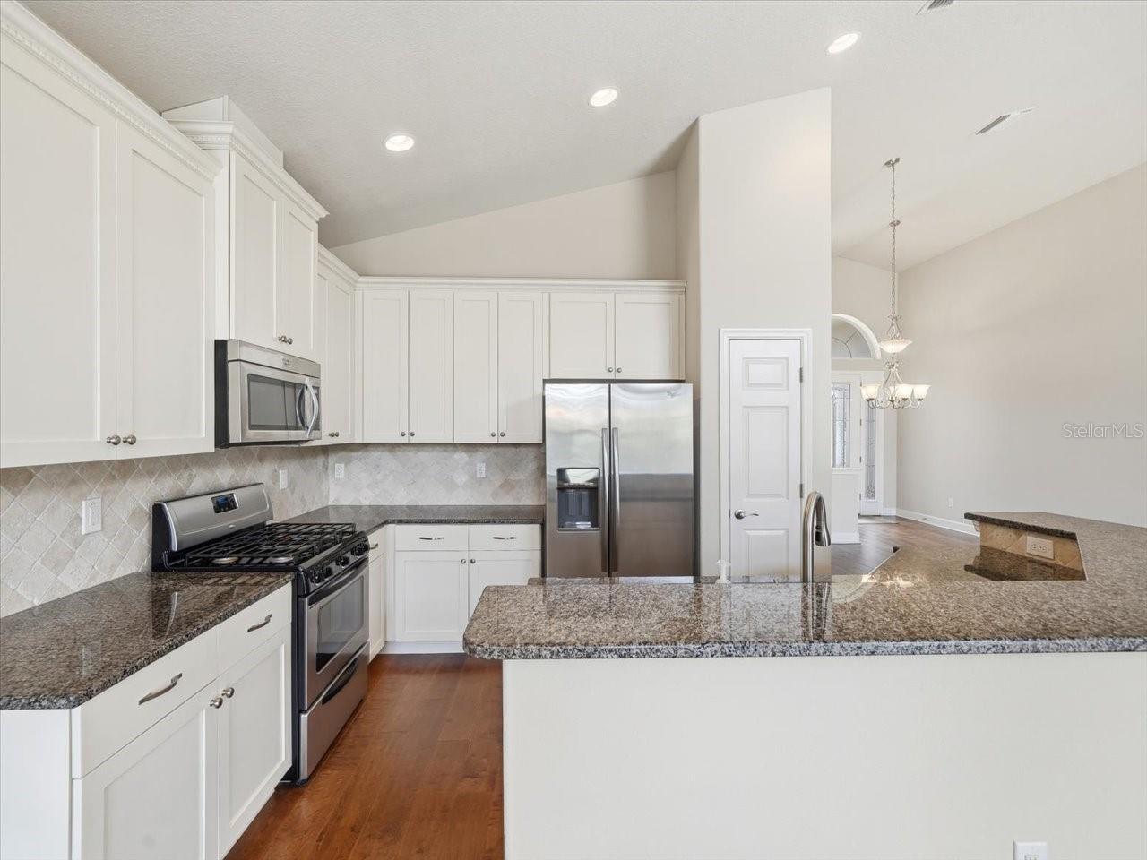 Image 24 of 65 For 2514 Summerdale Court