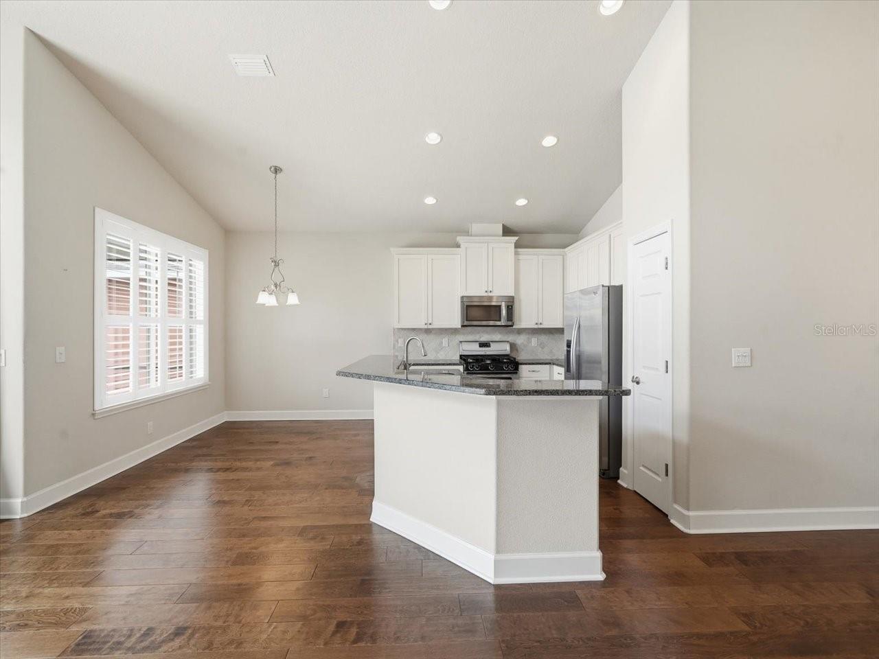 Image 28 of 65 For 2514 Summerdale Court