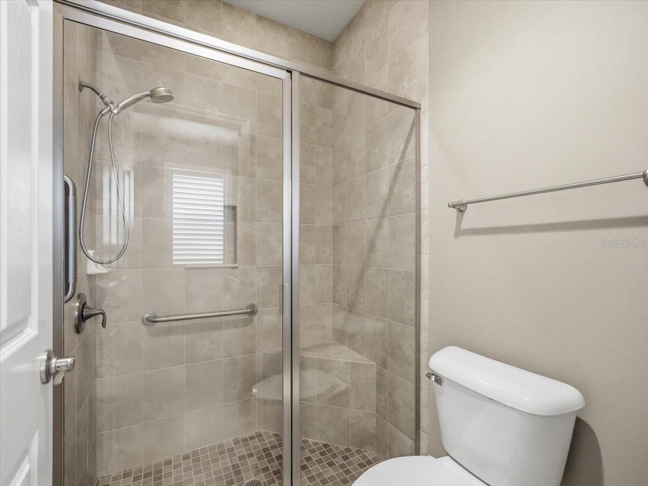 Image 39 of 65 For 2514 Summerdale Court