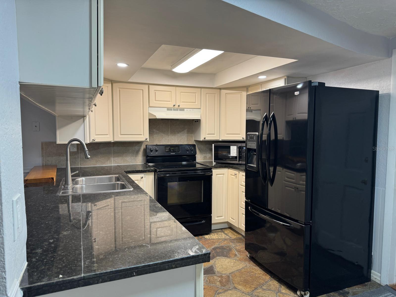 Image 7 of 24 For 5344 Nancy Lane