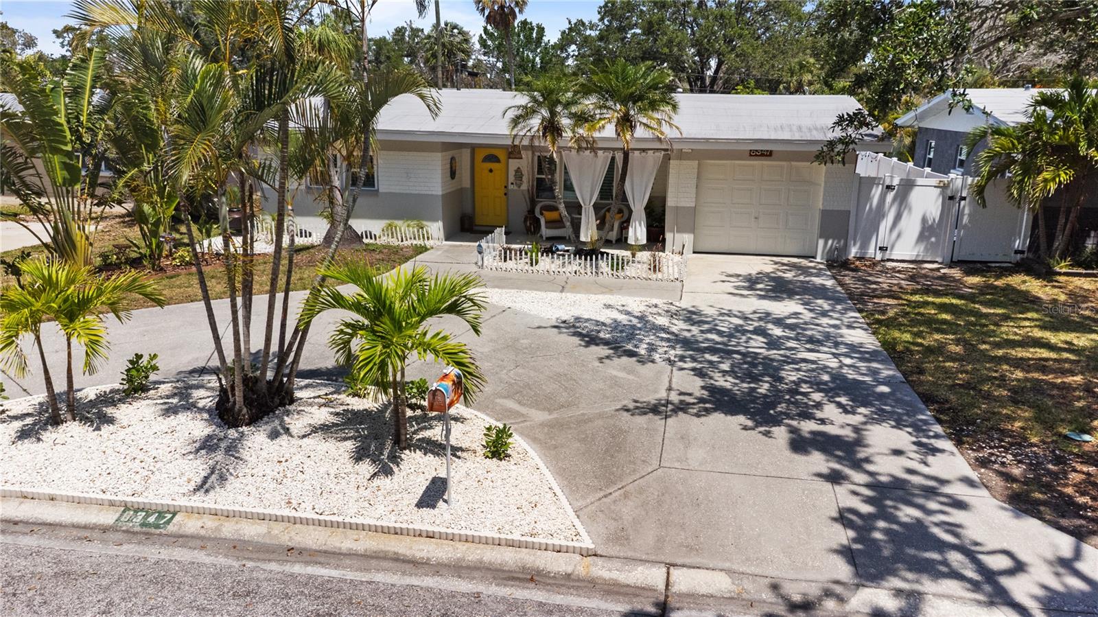 Image 2 of 40 For 8347 41st Avenue N