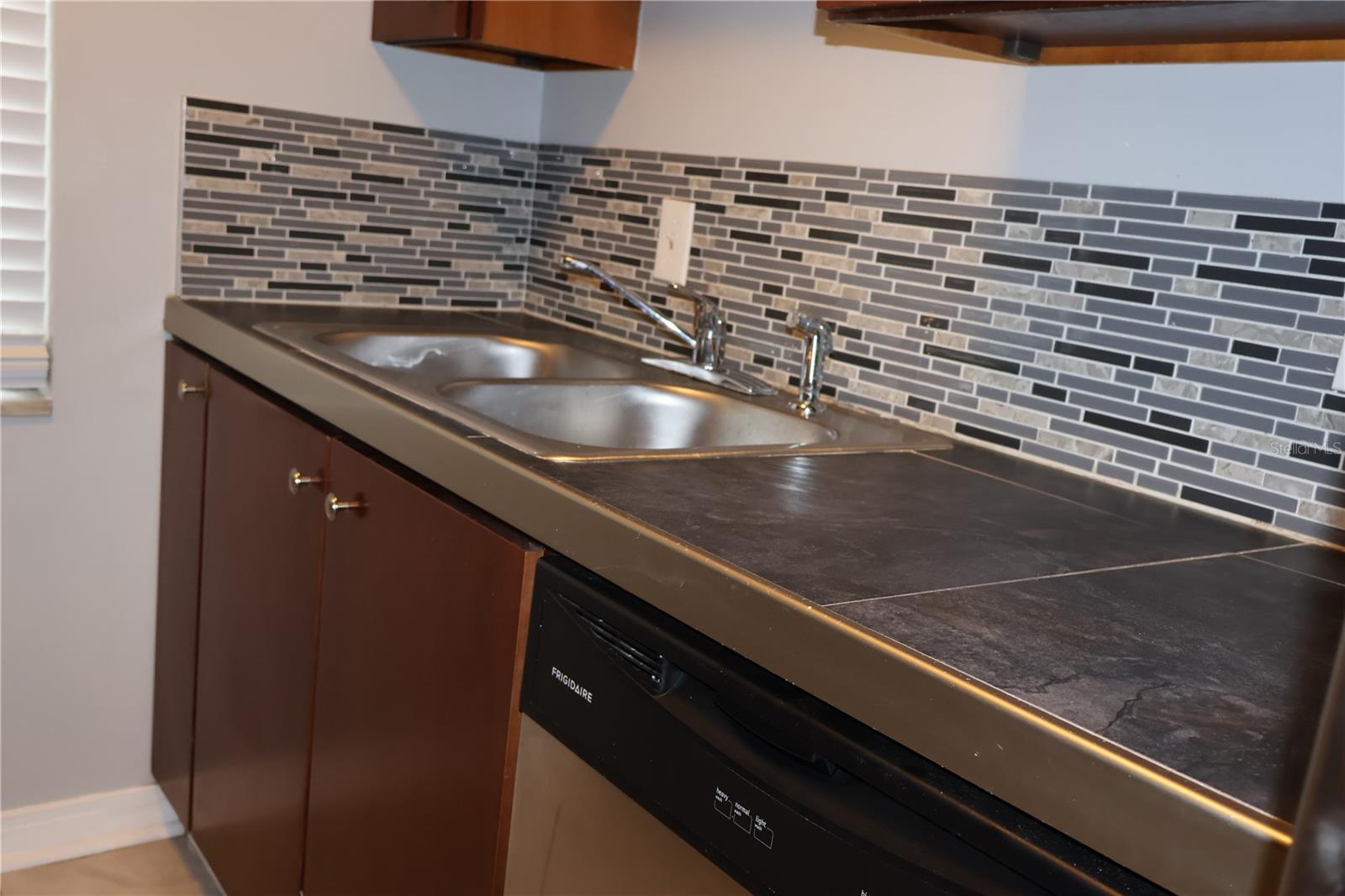 Image 12 of 30 For 7609 Abbey Lane B