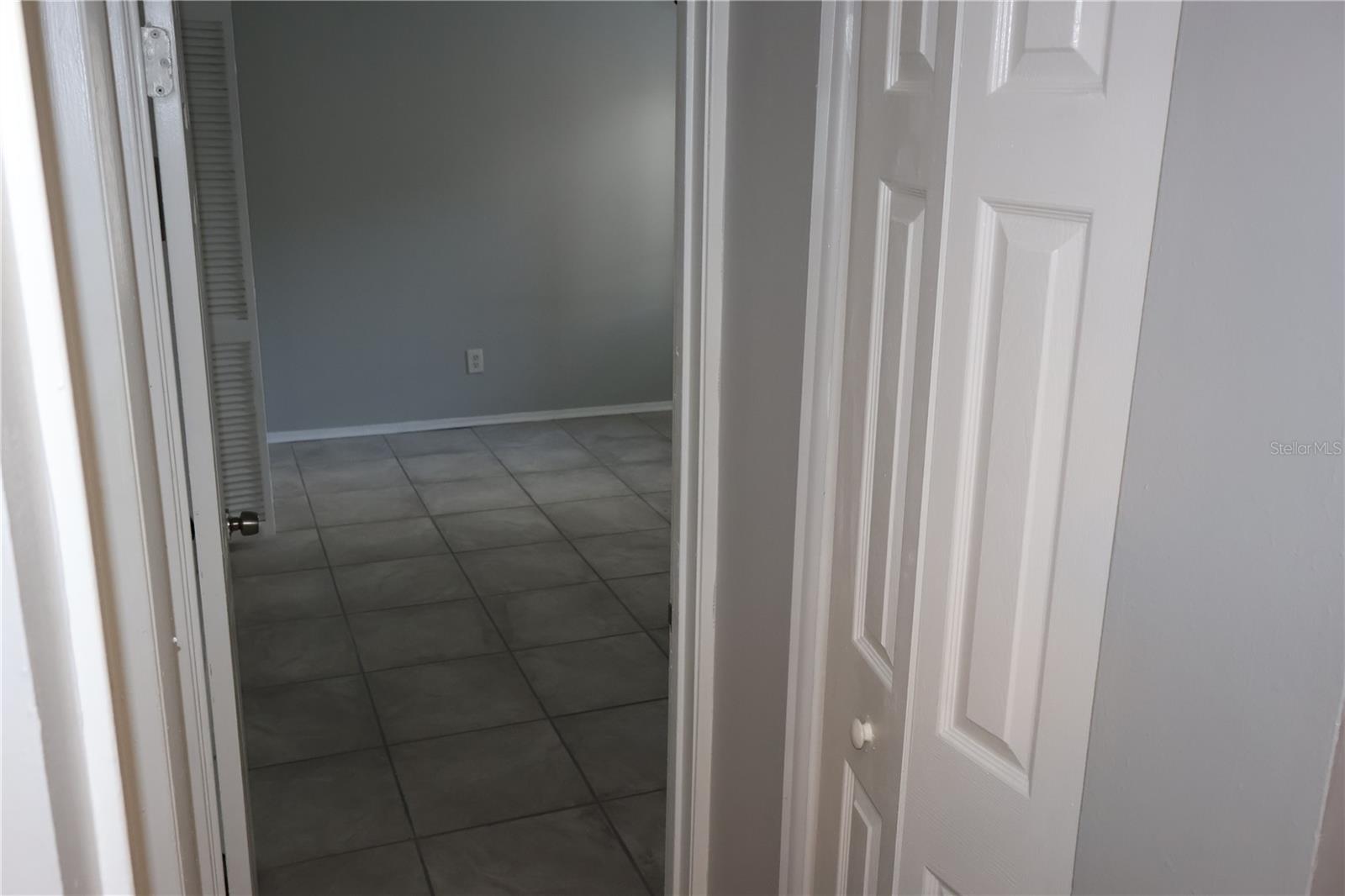 Image 15 of 30 For 7609 Abbey Lane B