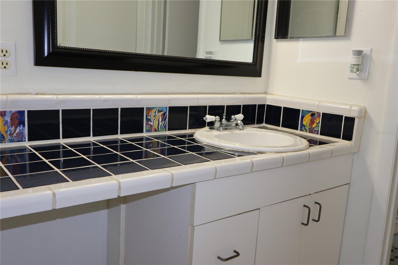 Image 17 of 30 For 7609 Abbey Lane B