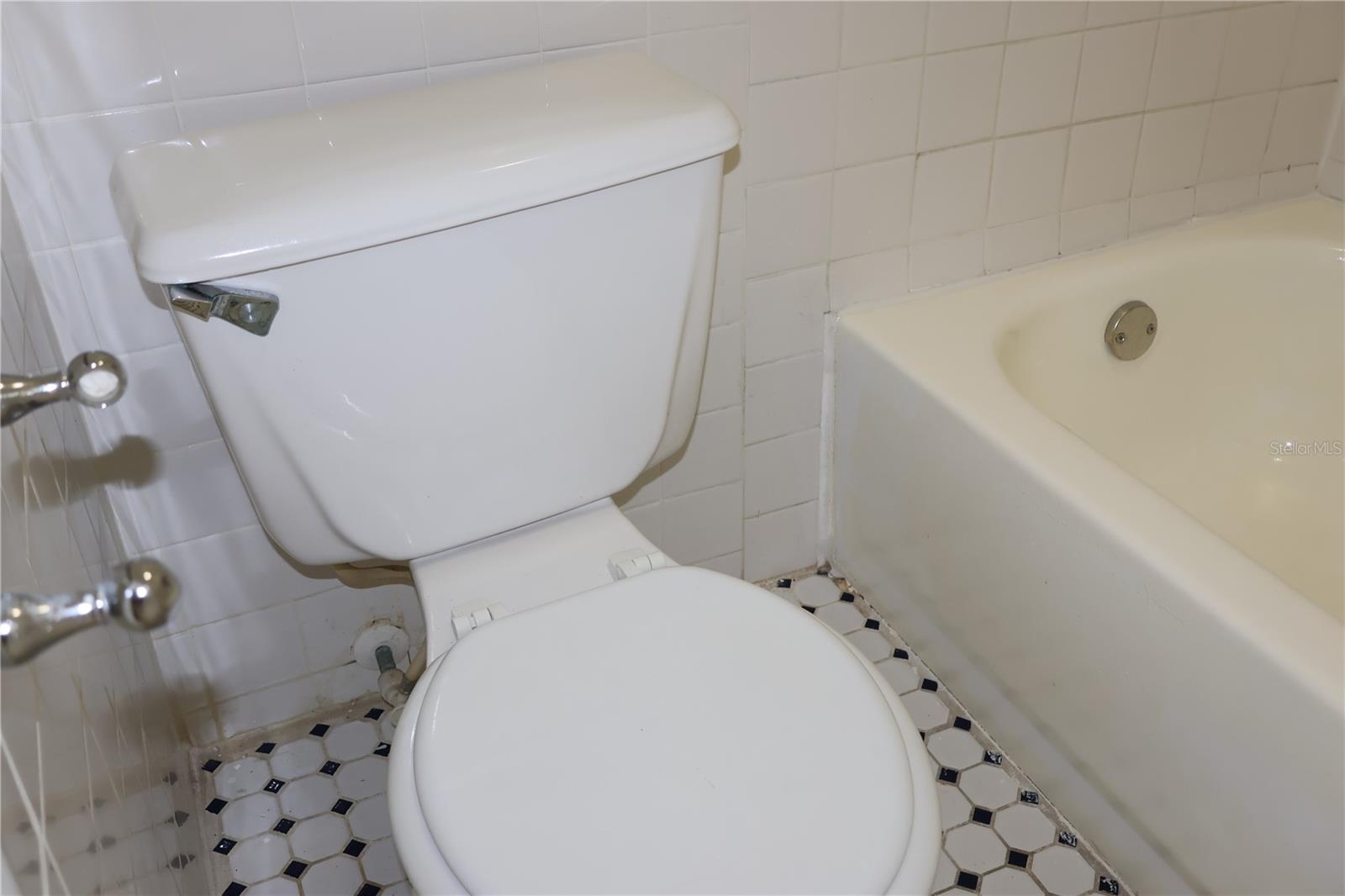 Image 20 of 30 For 7609 Abbey Lane B