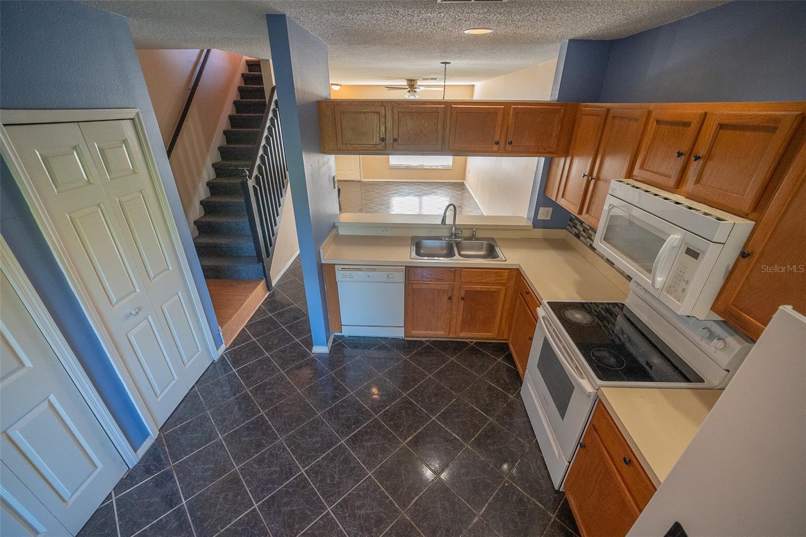 Image 6 of 28 For 1250 Redondo Way