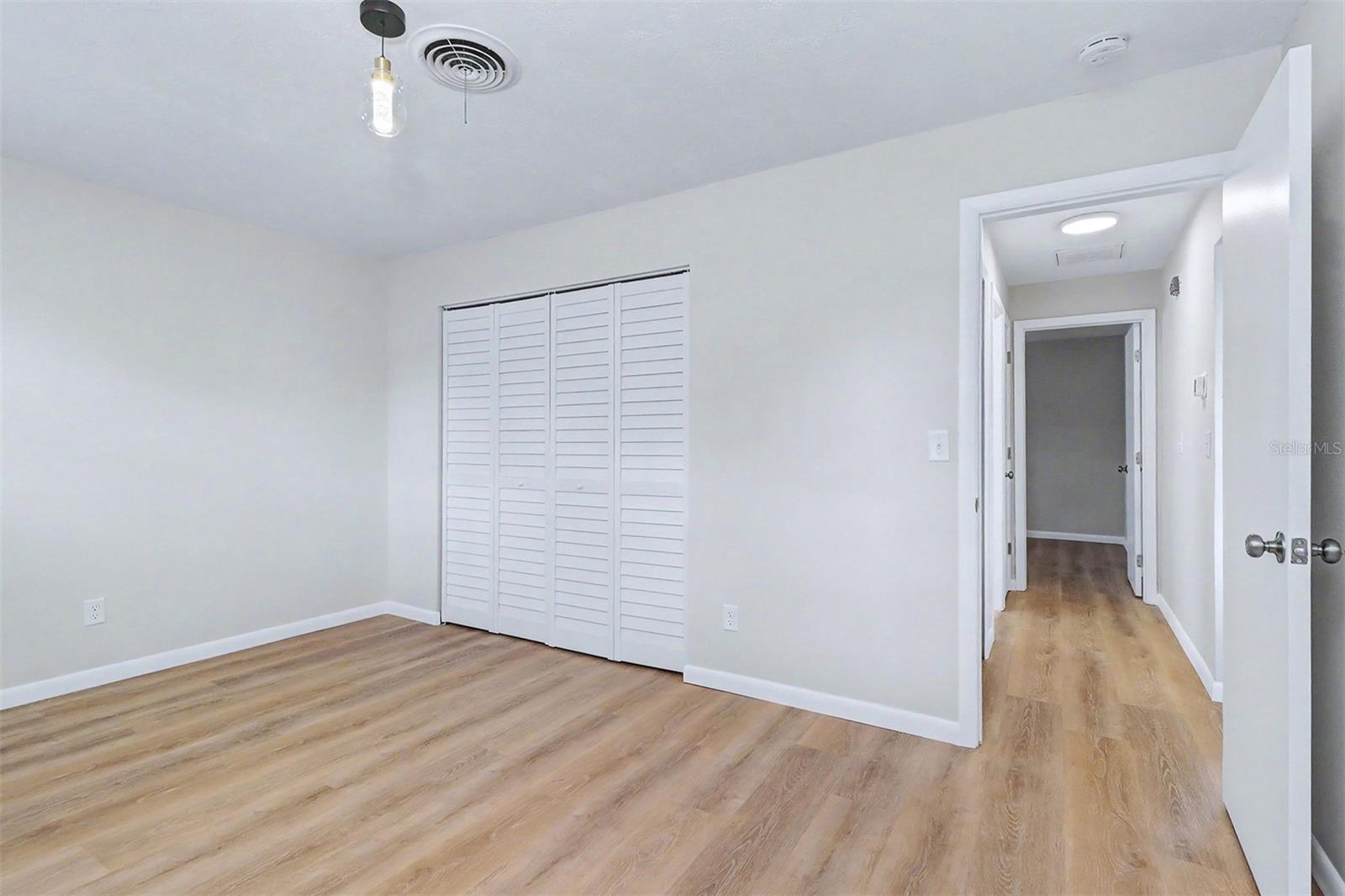 Image 13 of 34 For 7901 3rd Street N