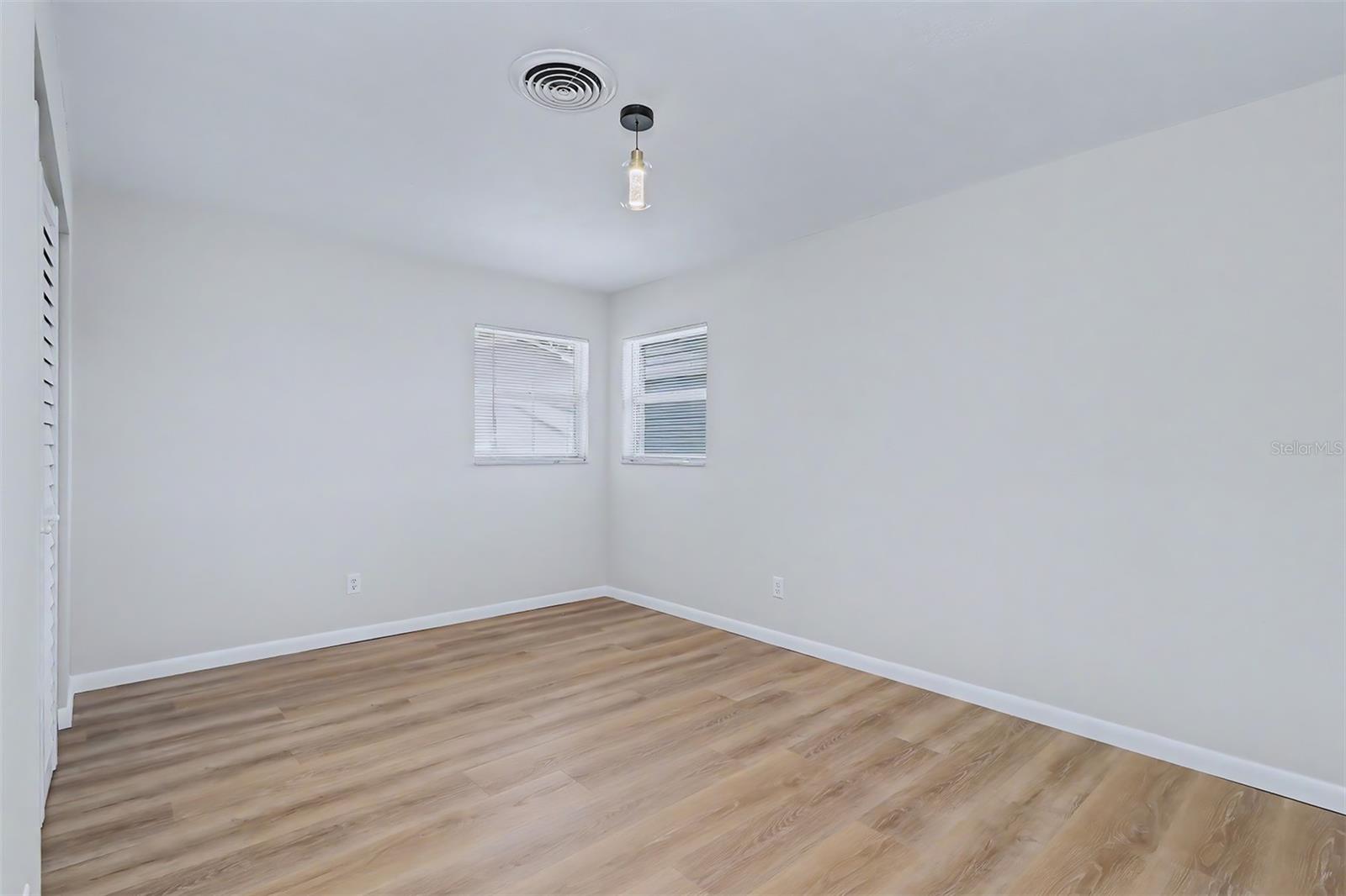 Image 14 of 34 For 7901 3rd Street N