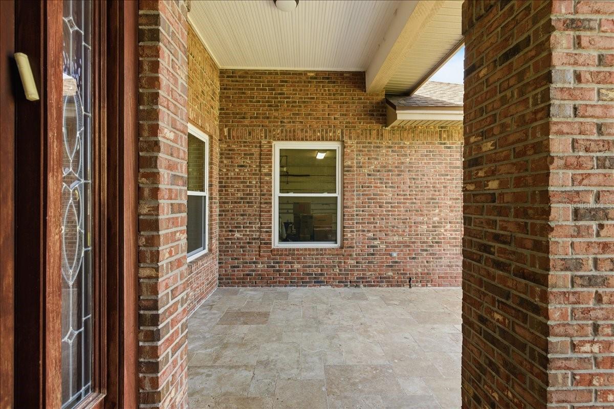 Image 6 of 72 For 17825 Simms Road