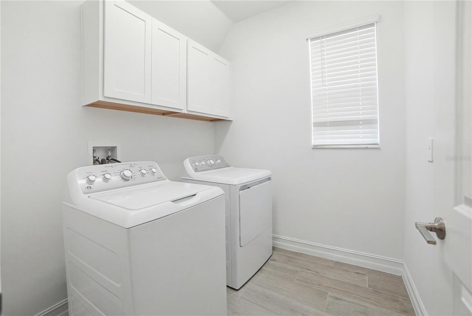 Image 24 of 54 For 11534 72nd Place E