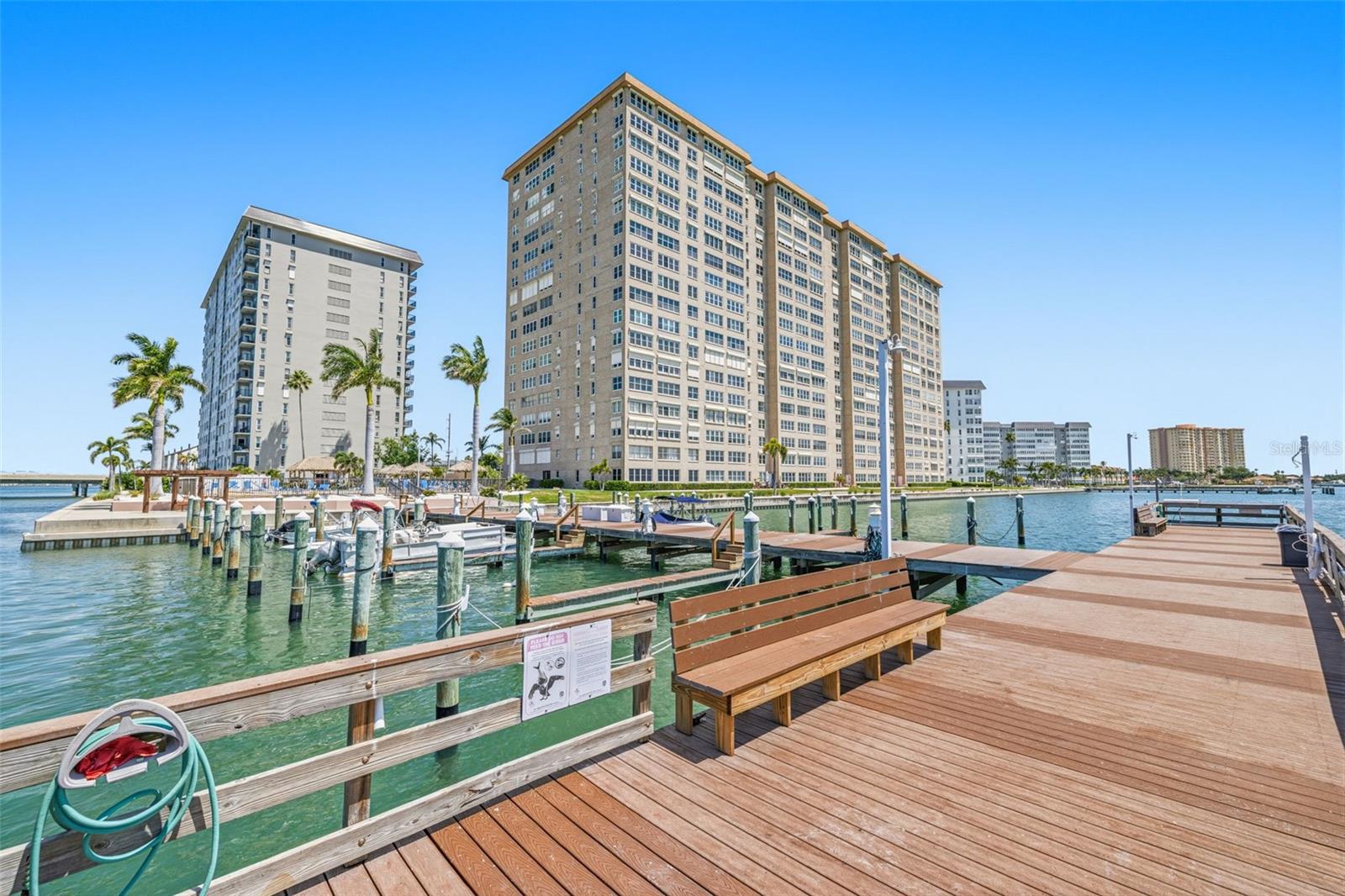 Image 39 of 44 For 5220 Brittany Dr S  901